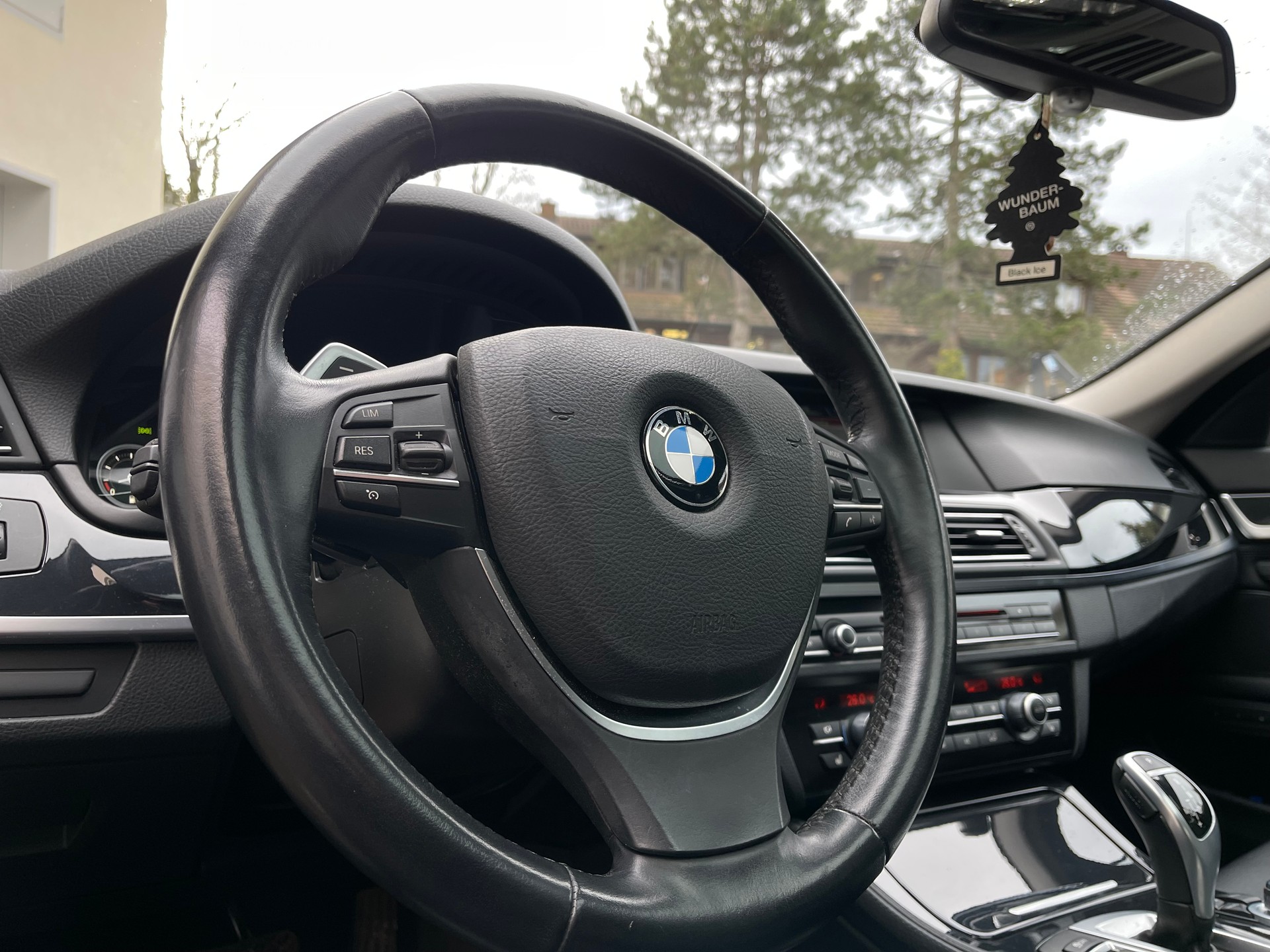 BMW 535i xDrive Steptronic-image-15