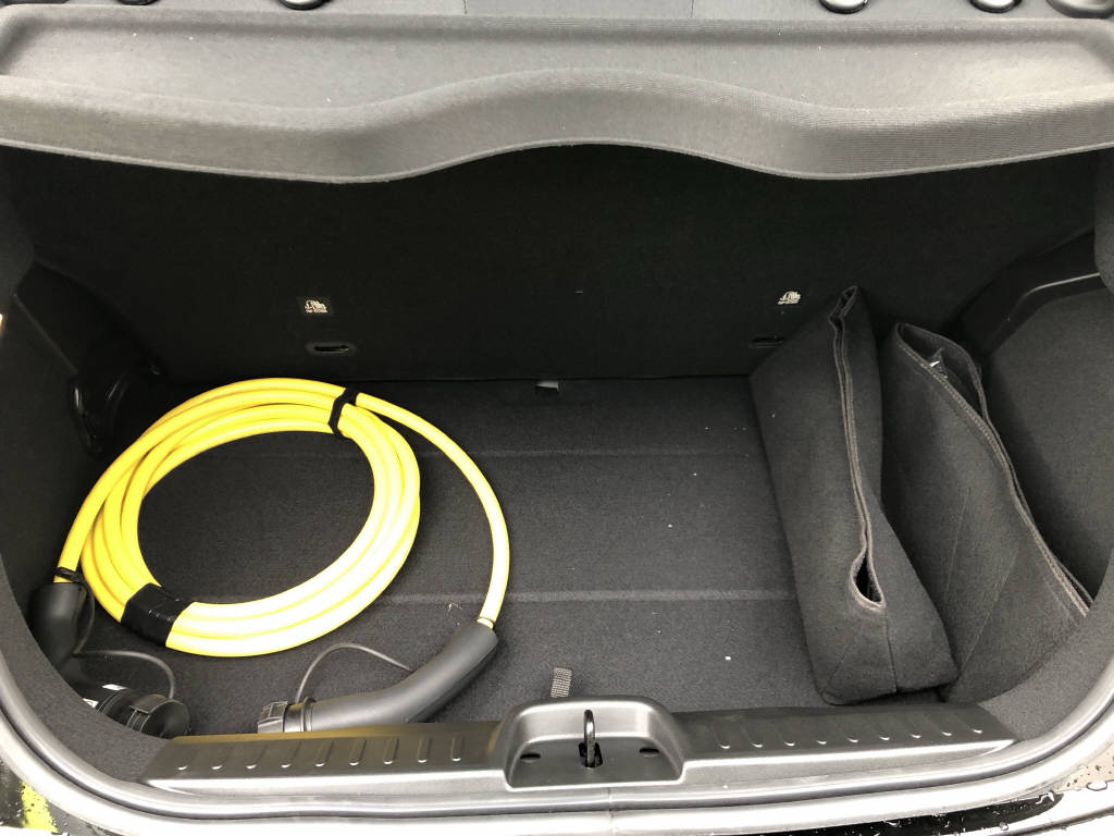 FIAT 500 BEV Cult Edition Limited-image-13