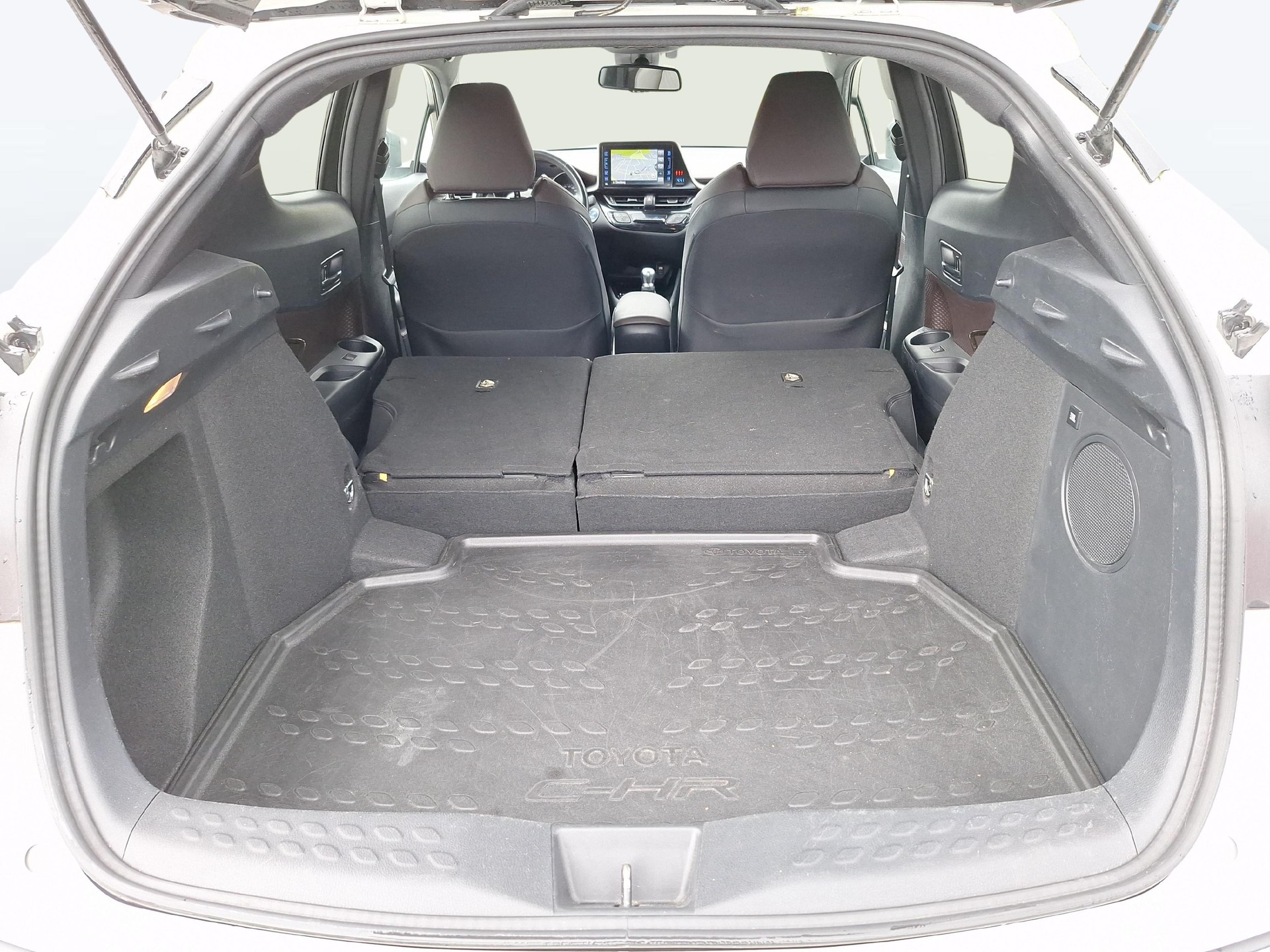 TOYOTA C-HR 1.8 VVTi HSD Premium-image-11