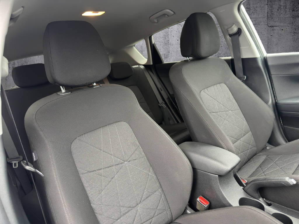 HYUNDAI Bayon 1.0 T-GDi Amplia-image-11