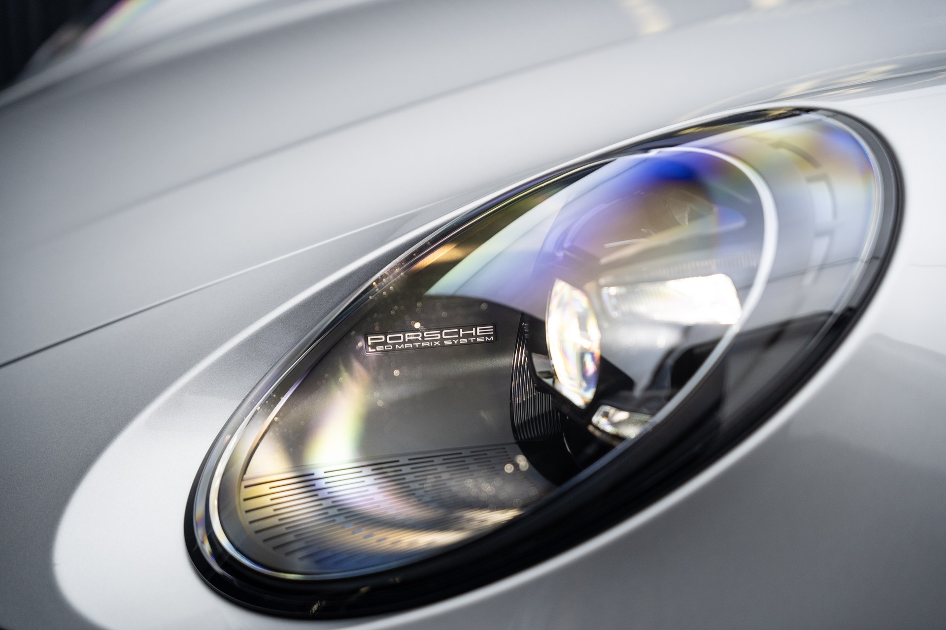 PORSCHE 911 Carrera GTS Cabriolet PDK-image-16