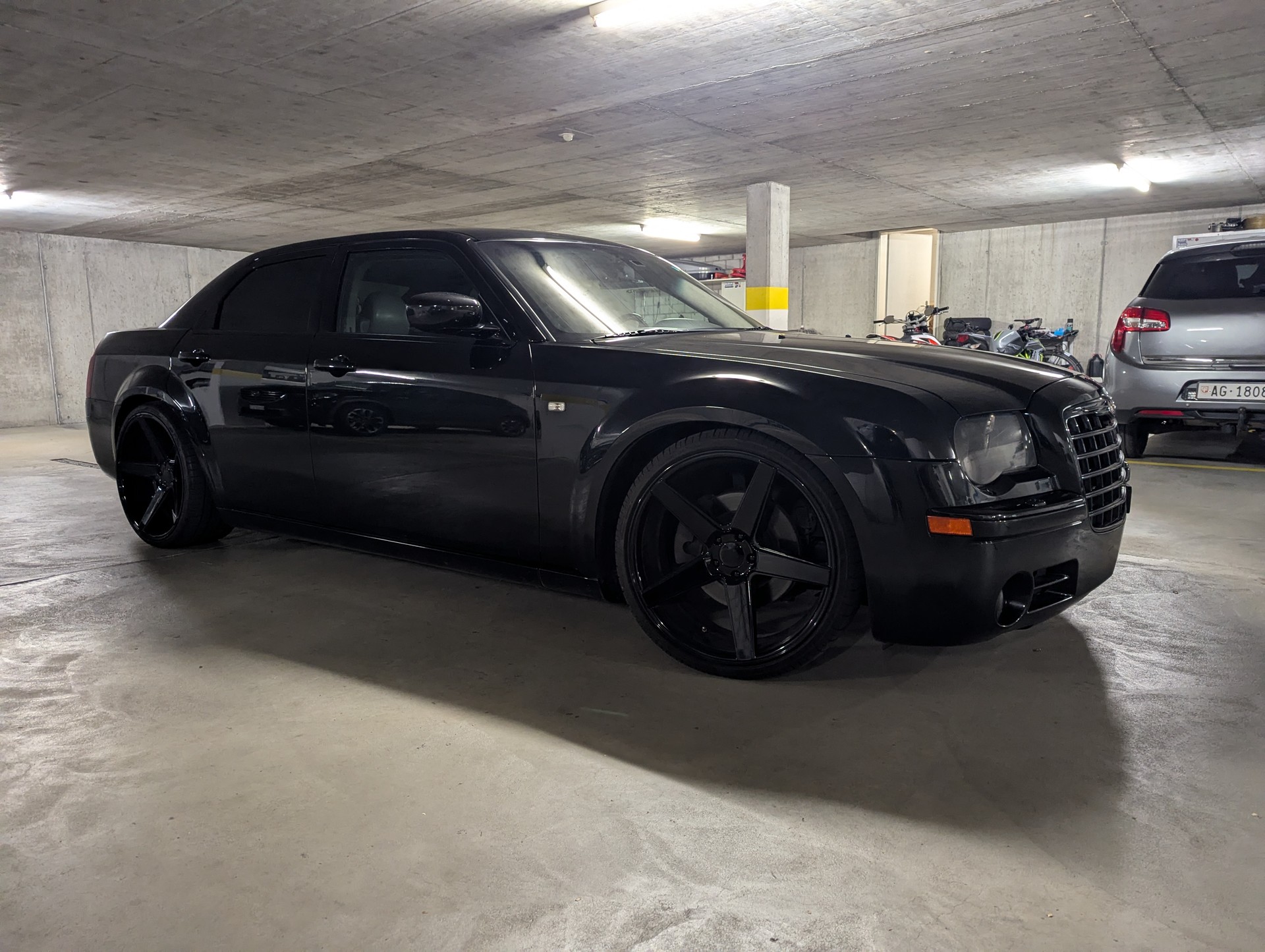CHRYSLER Chrysler 300C 5.7 HEMI V8 360 PS | KW | 22 Zoll | Frisch MFK-image-0