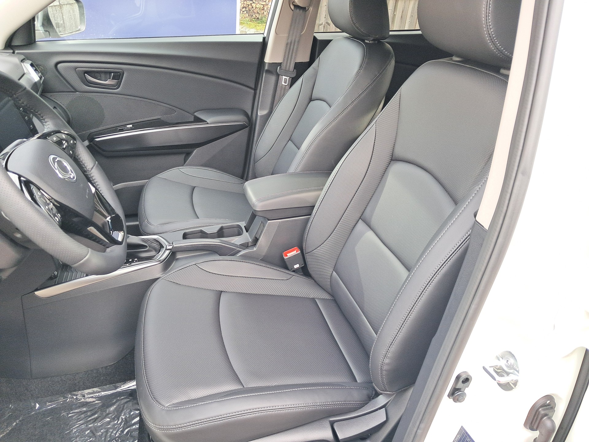 KGM-SsangYong Tivoli 1.5 T GDI Platinum Automat-image-5
