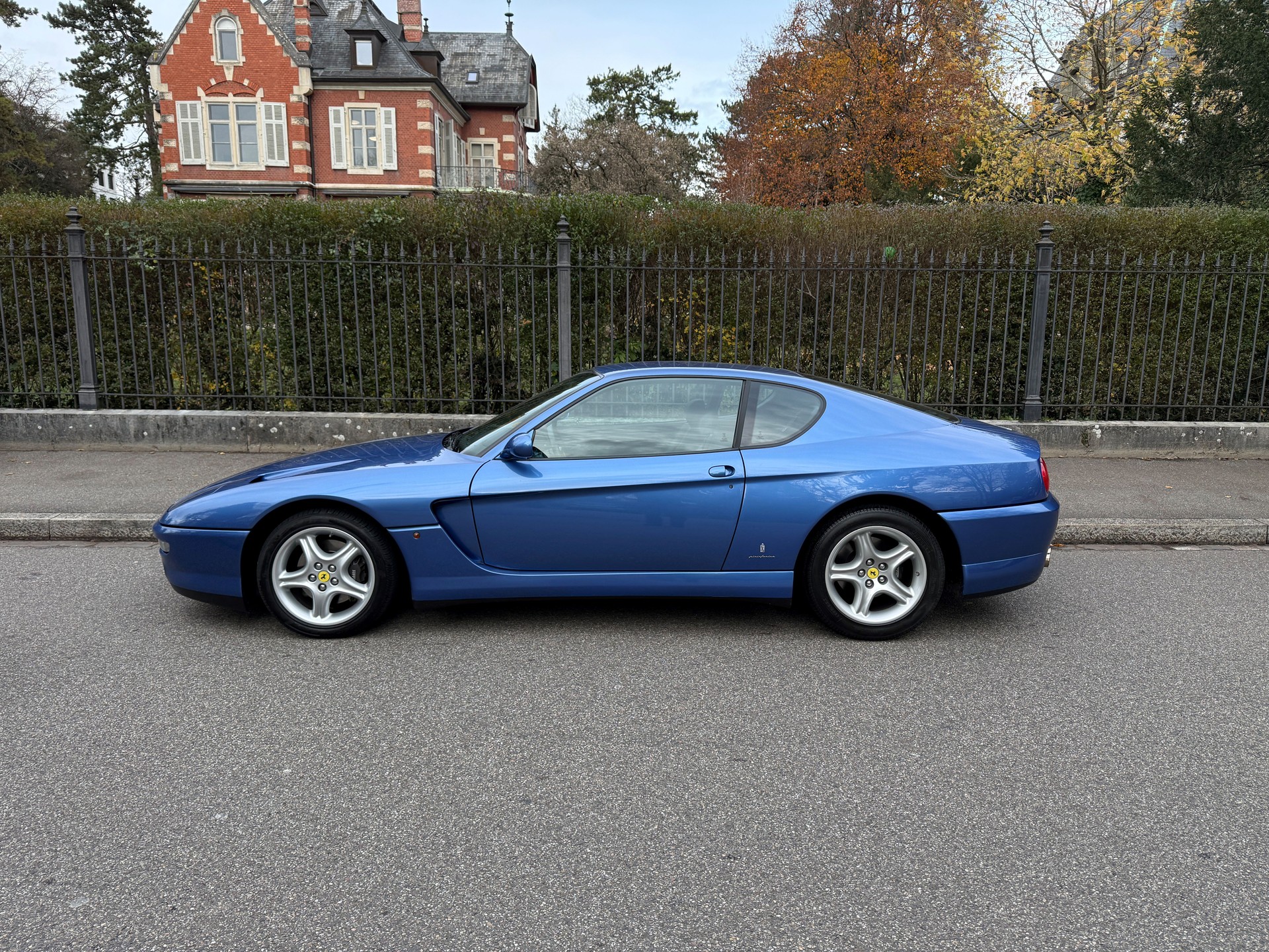 FERRARI 456 GT-showroom-element-2