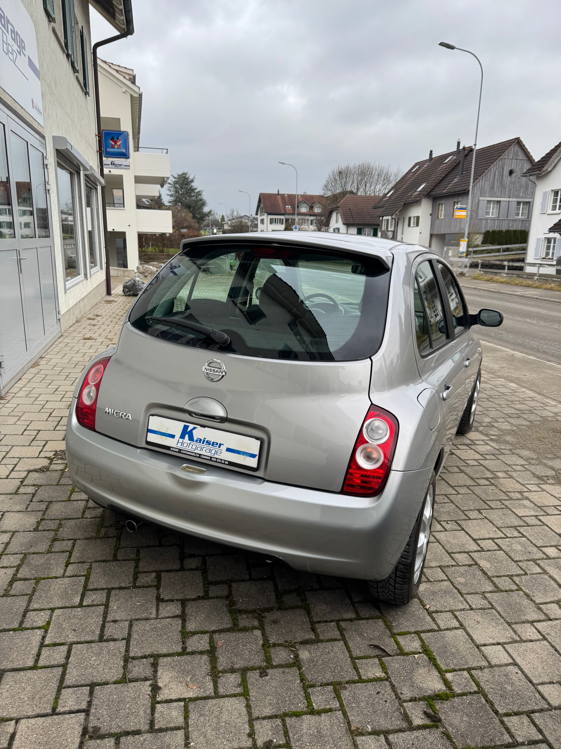 NISSAN Micra 1.6 SR-image-2
