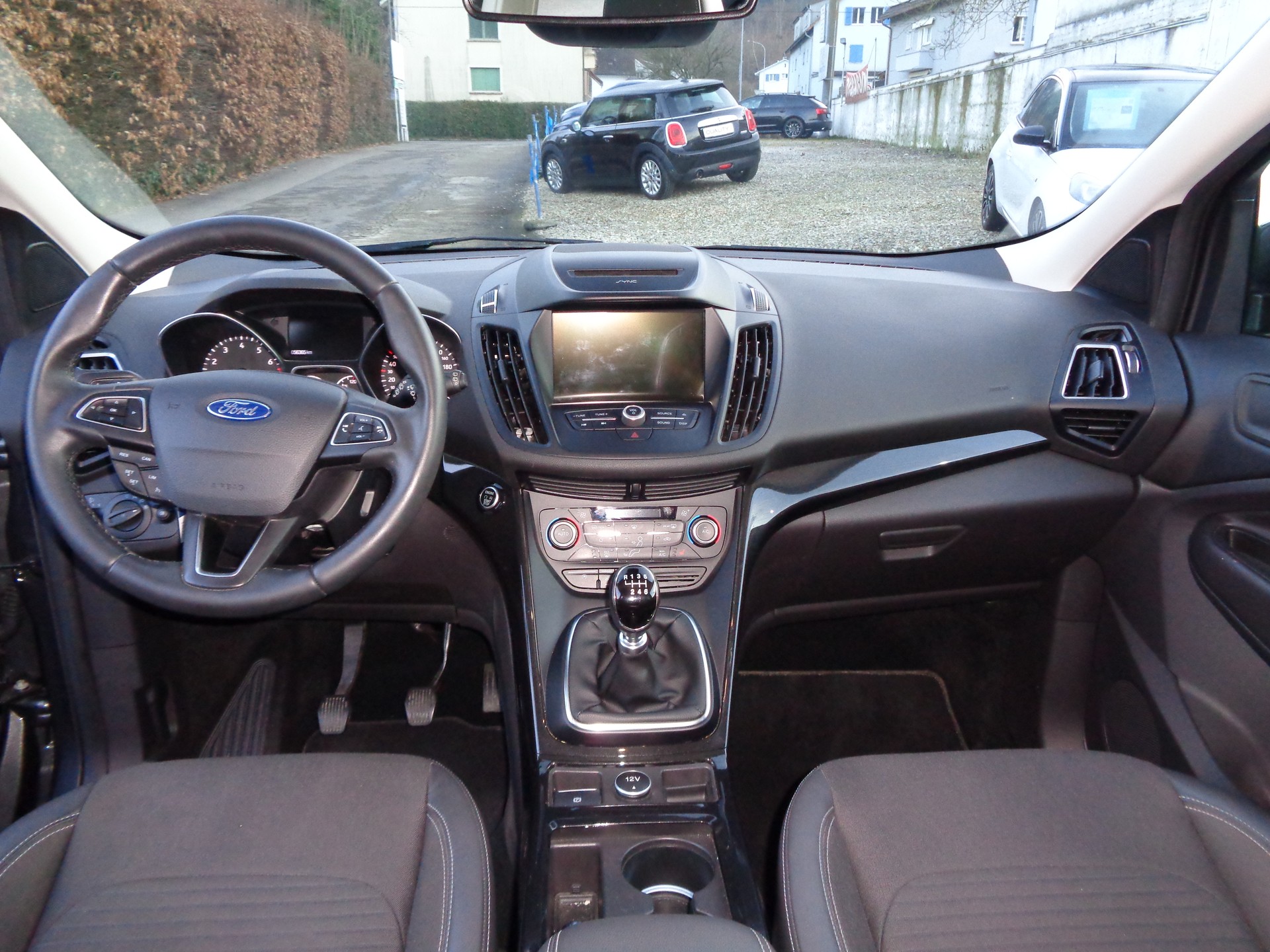 FORD Kuga 1.5 SCTi Titanium 2WD-image-9