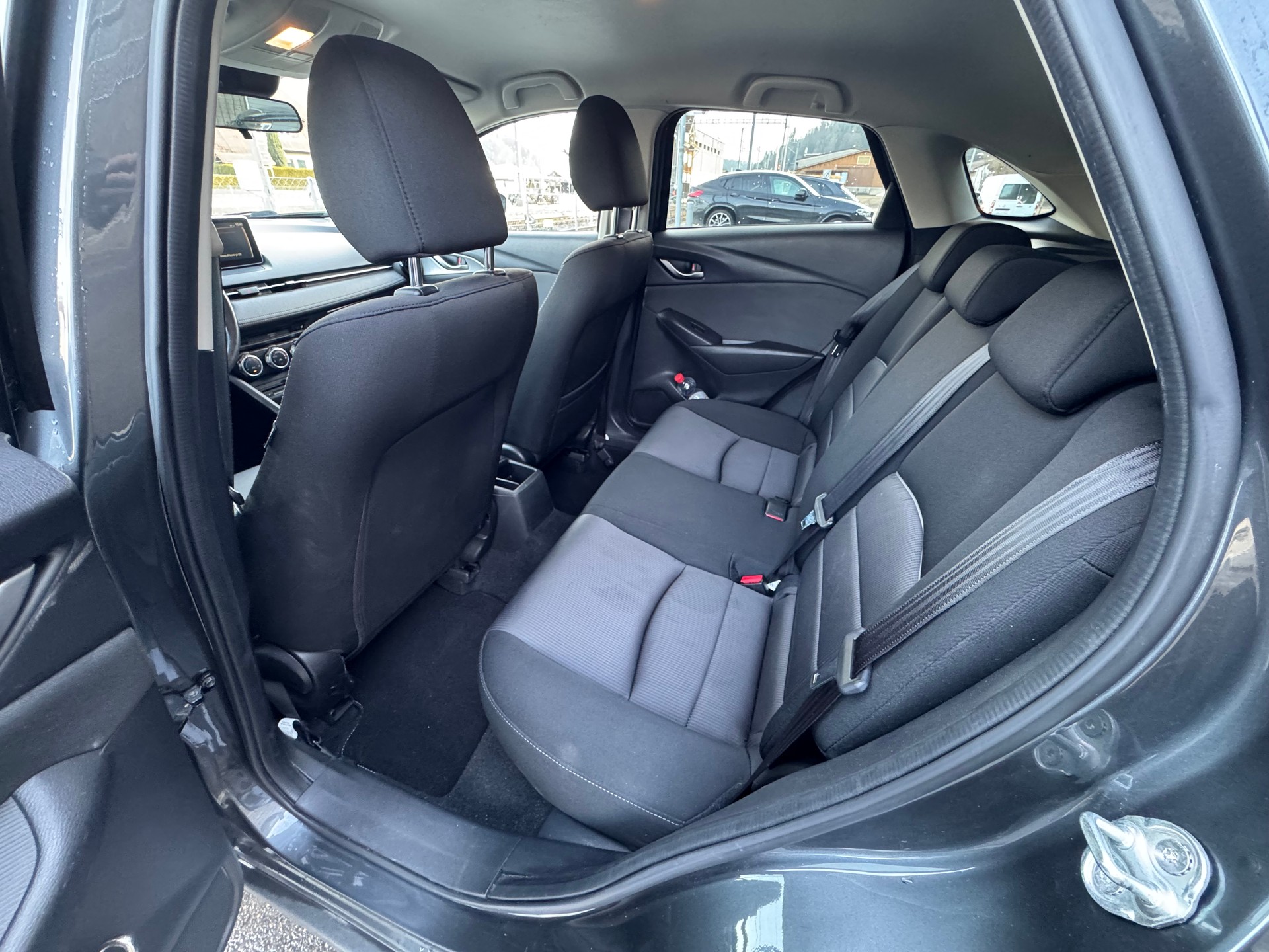 MAZDA CX-3 2.0 Ambition FWD Skyactiv Drive-image-1