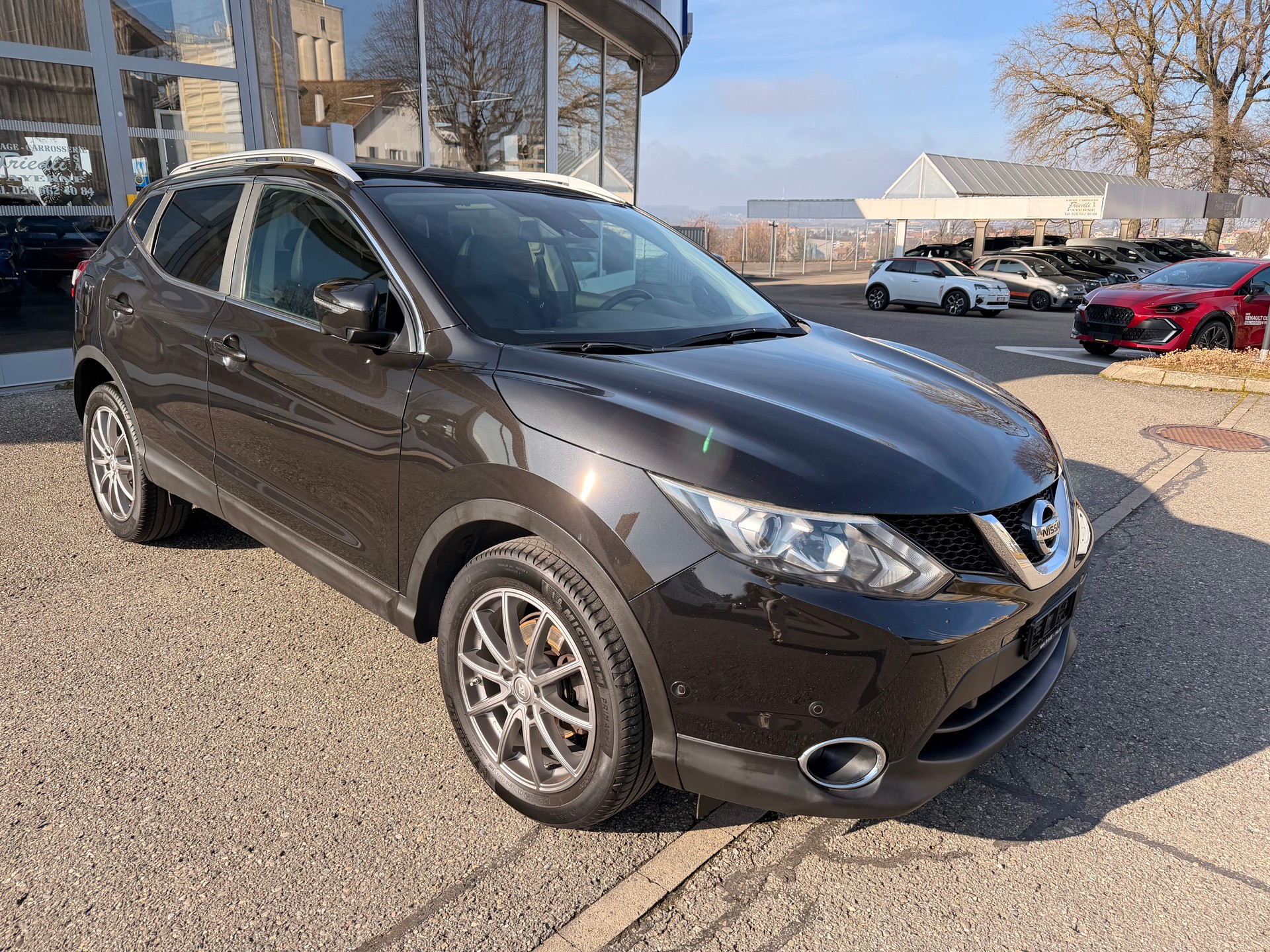NISSAN Qashqai 1.6 dCi Tekna-image-2