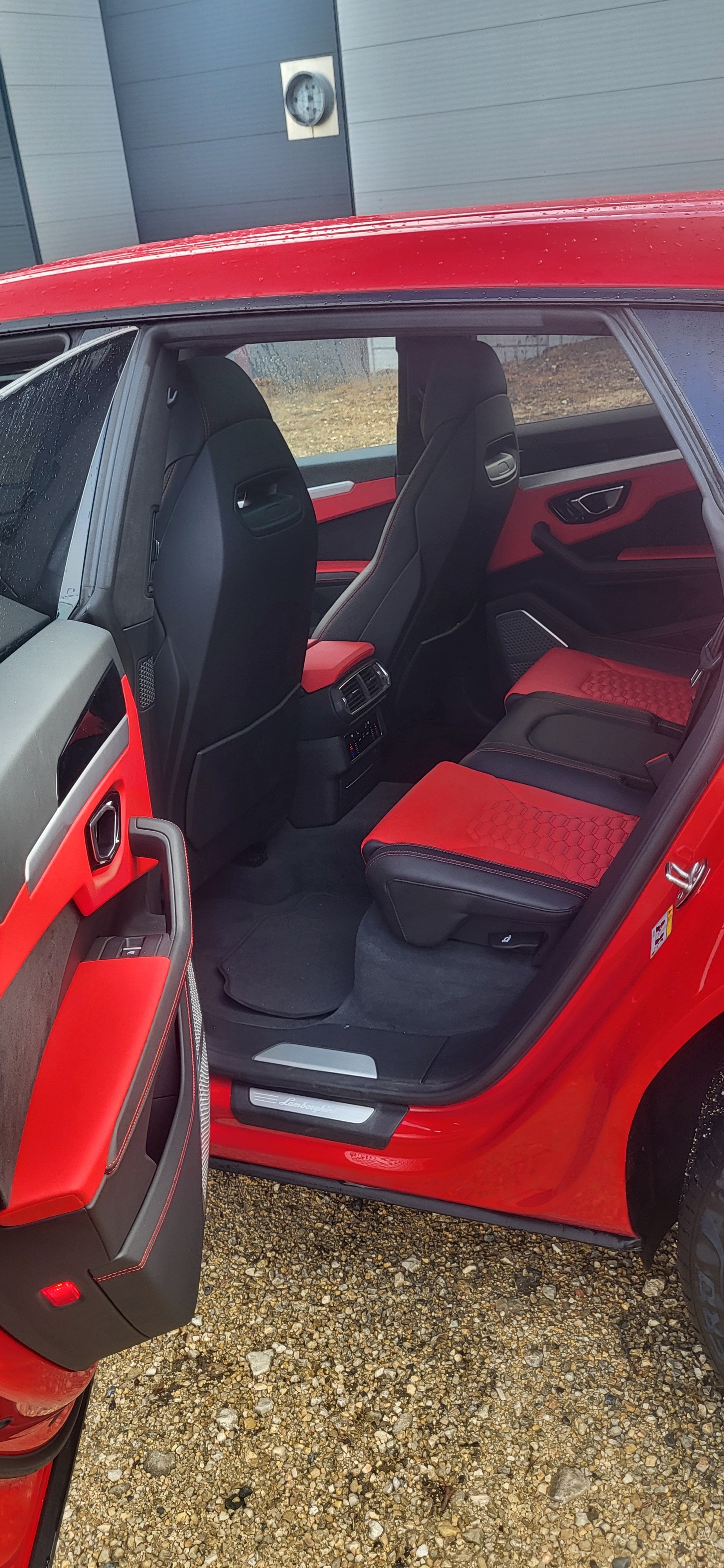 LAMBORGHINI Urus E-Gear-image-15