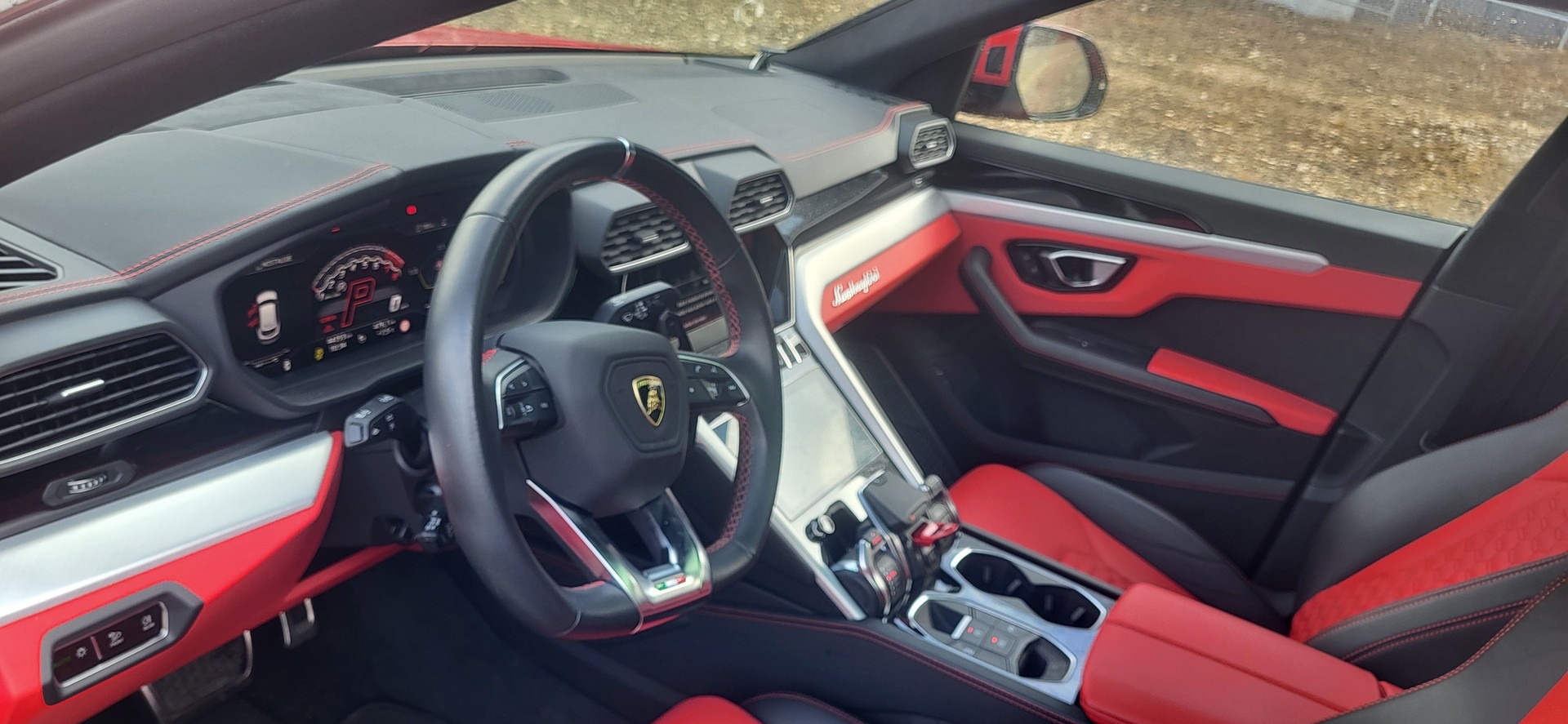 LAMBORGHINI Urus E-Gear-image-14
