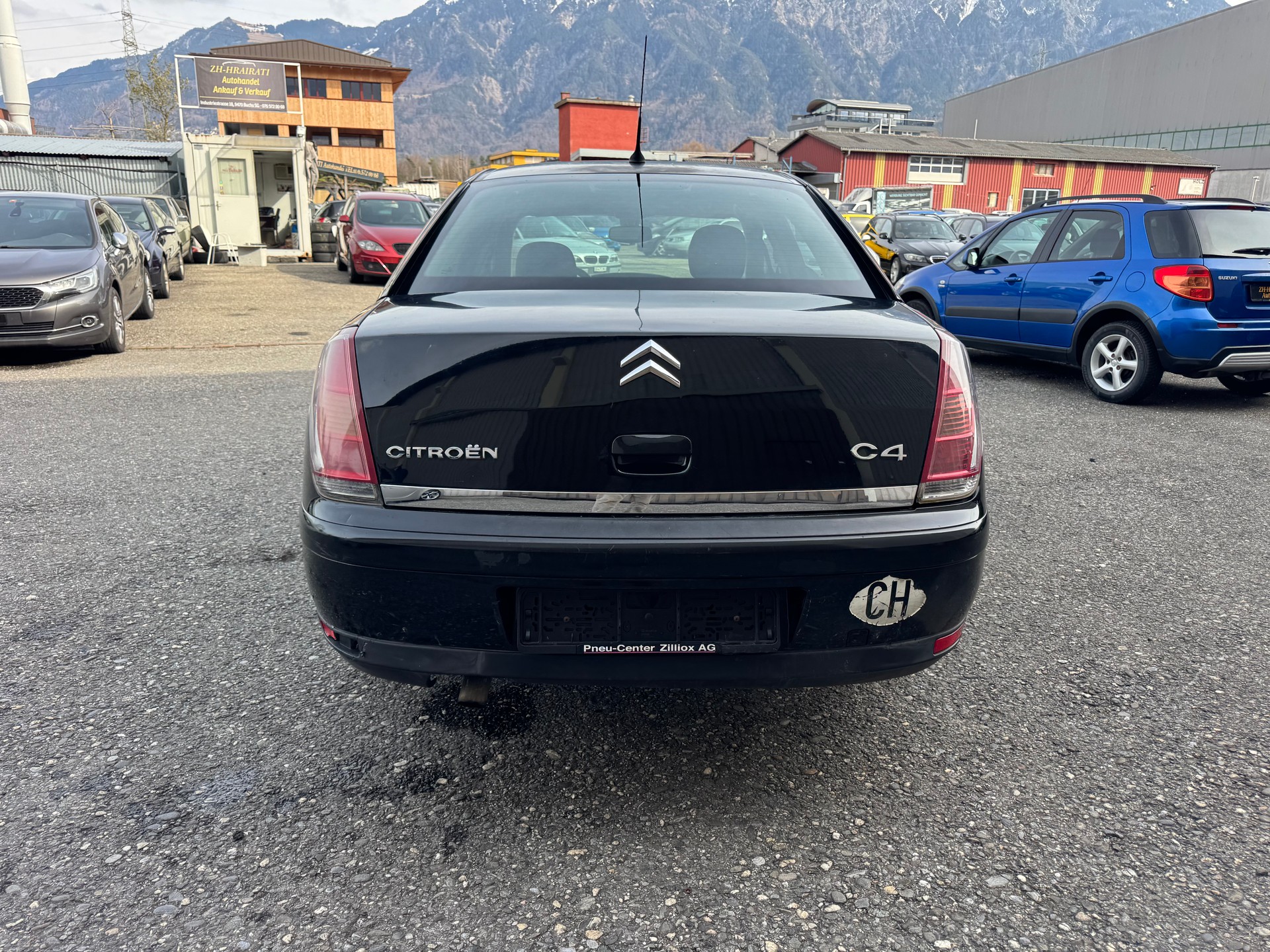 CITROEN C4 Berline 1.6 HDi Séduction Sedan-image-5