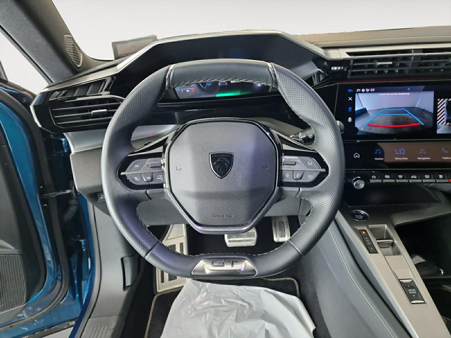 PEUGEOT 408 1.6 PHEV 225 GT-image-7
