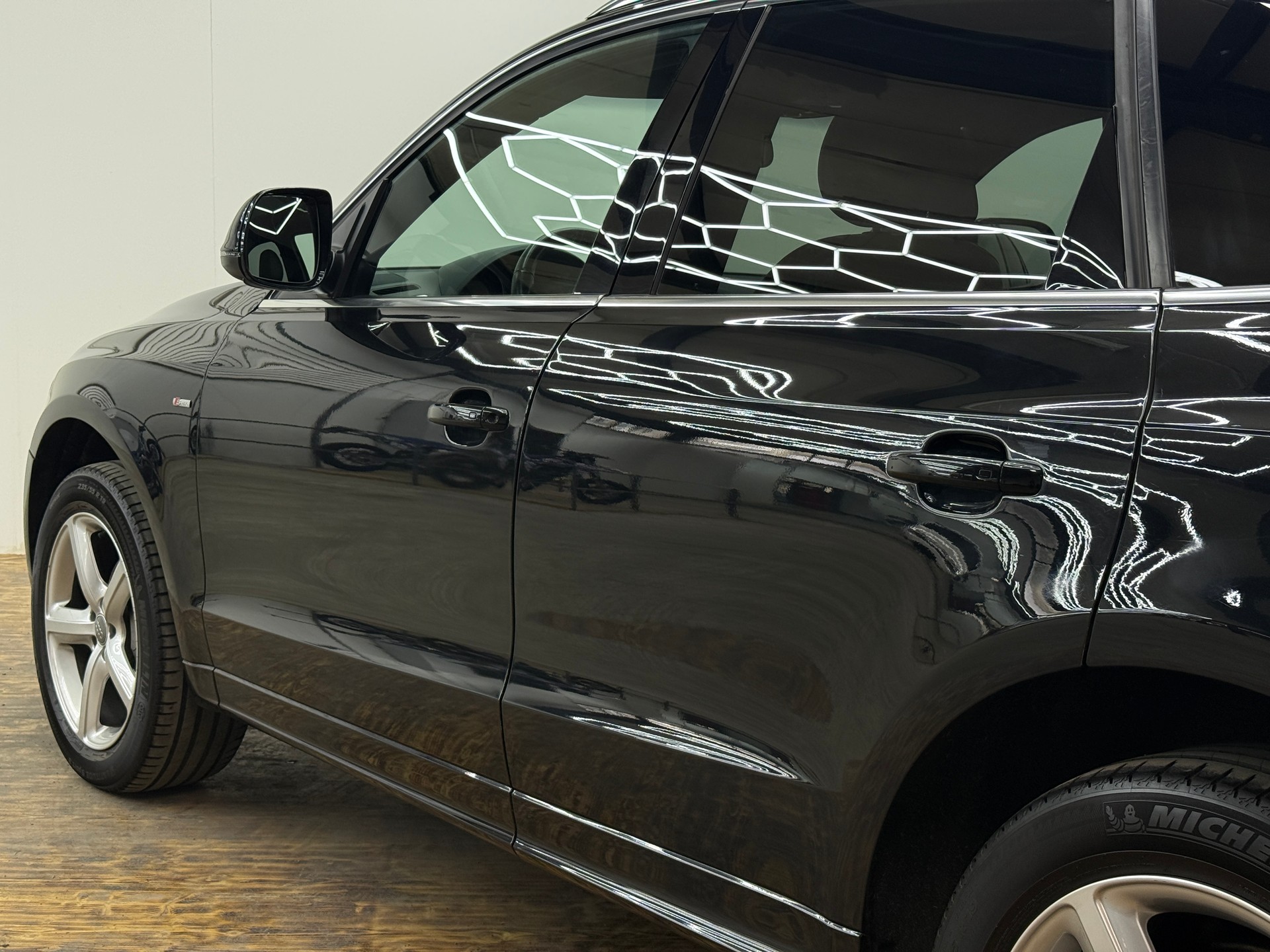 AUDI Q5 2.0 TFSI quattro tiptronic-image-7