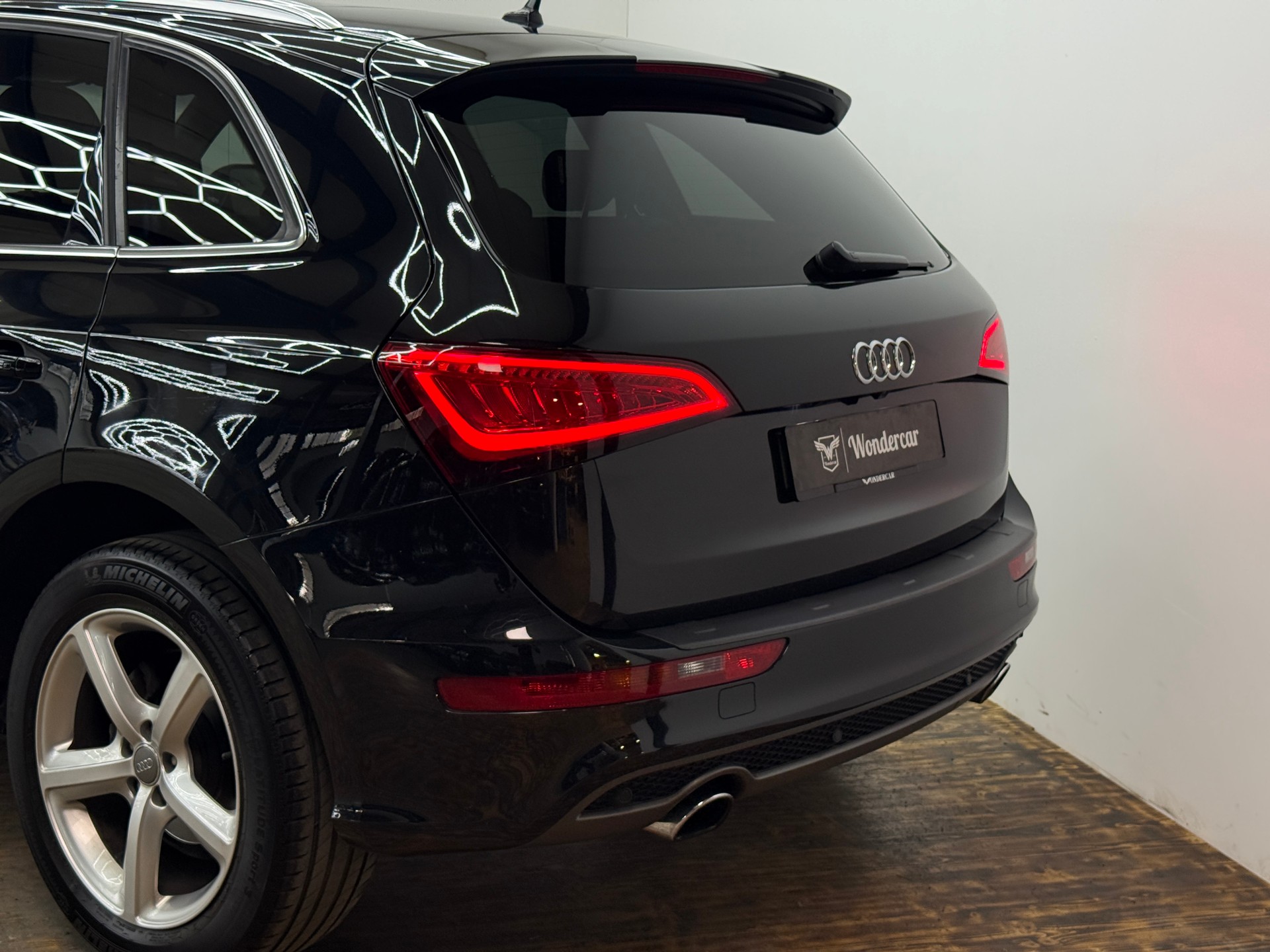 AUDI Q5 2.0 TFSI quattro tiptronic-image-10