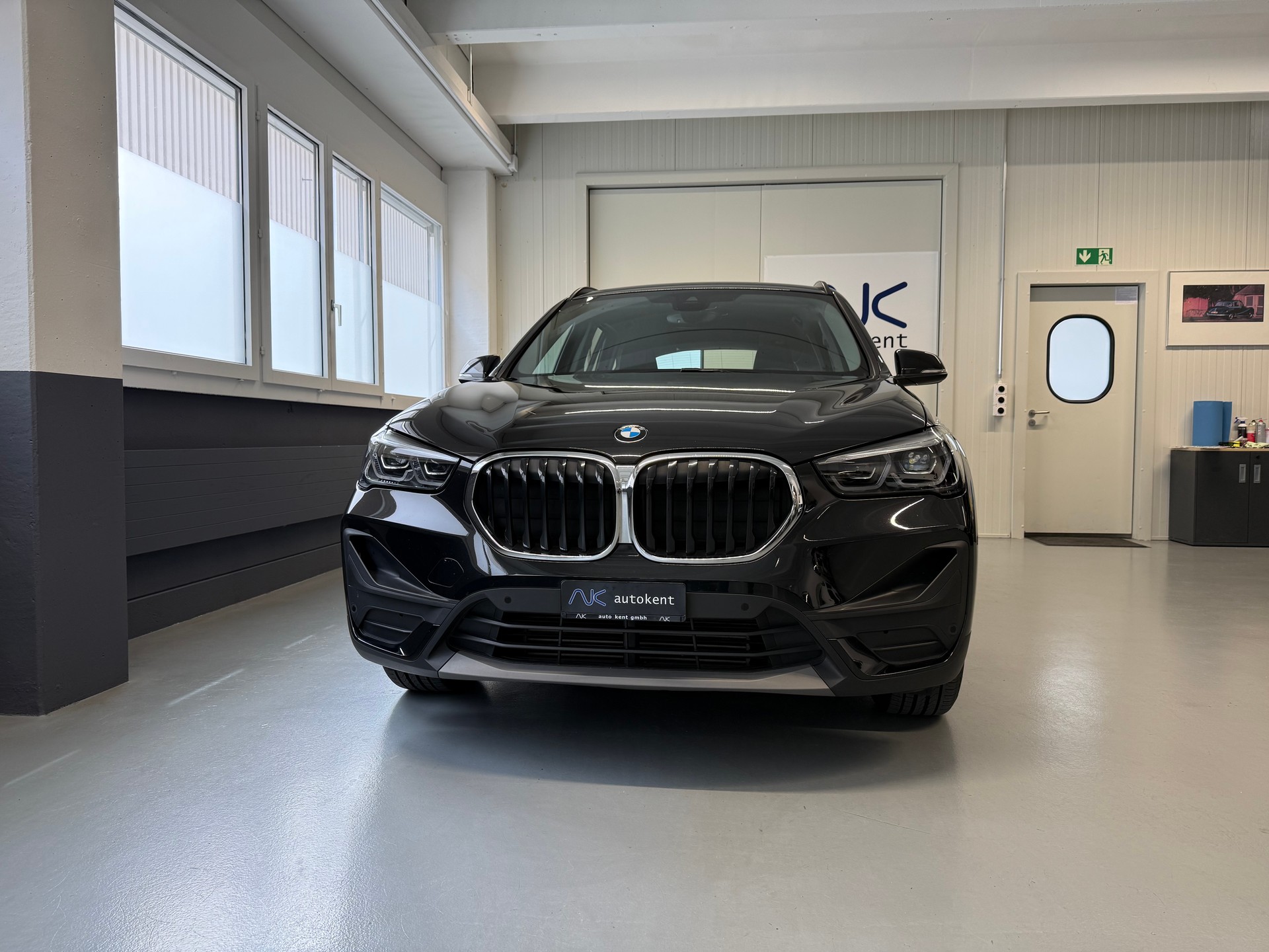 BMW X1 sDrive 18i Steptronic DSK-showroom-element-1