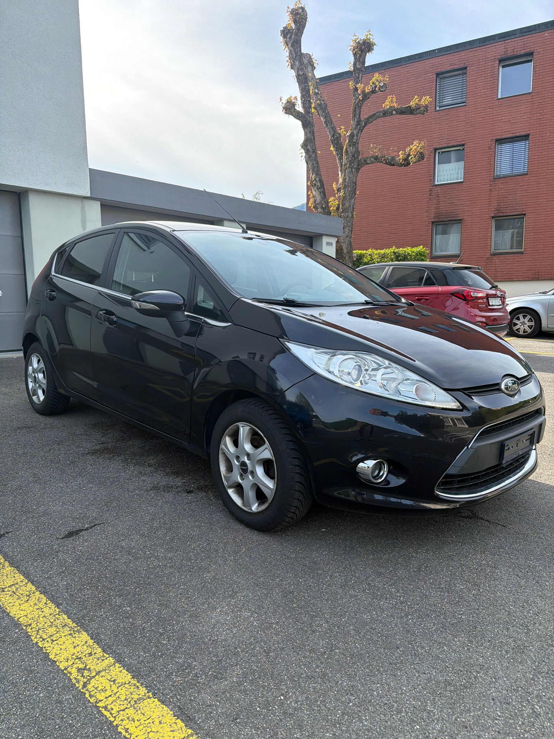 FORD Fiesta 1.4 16V Titanium-image-7