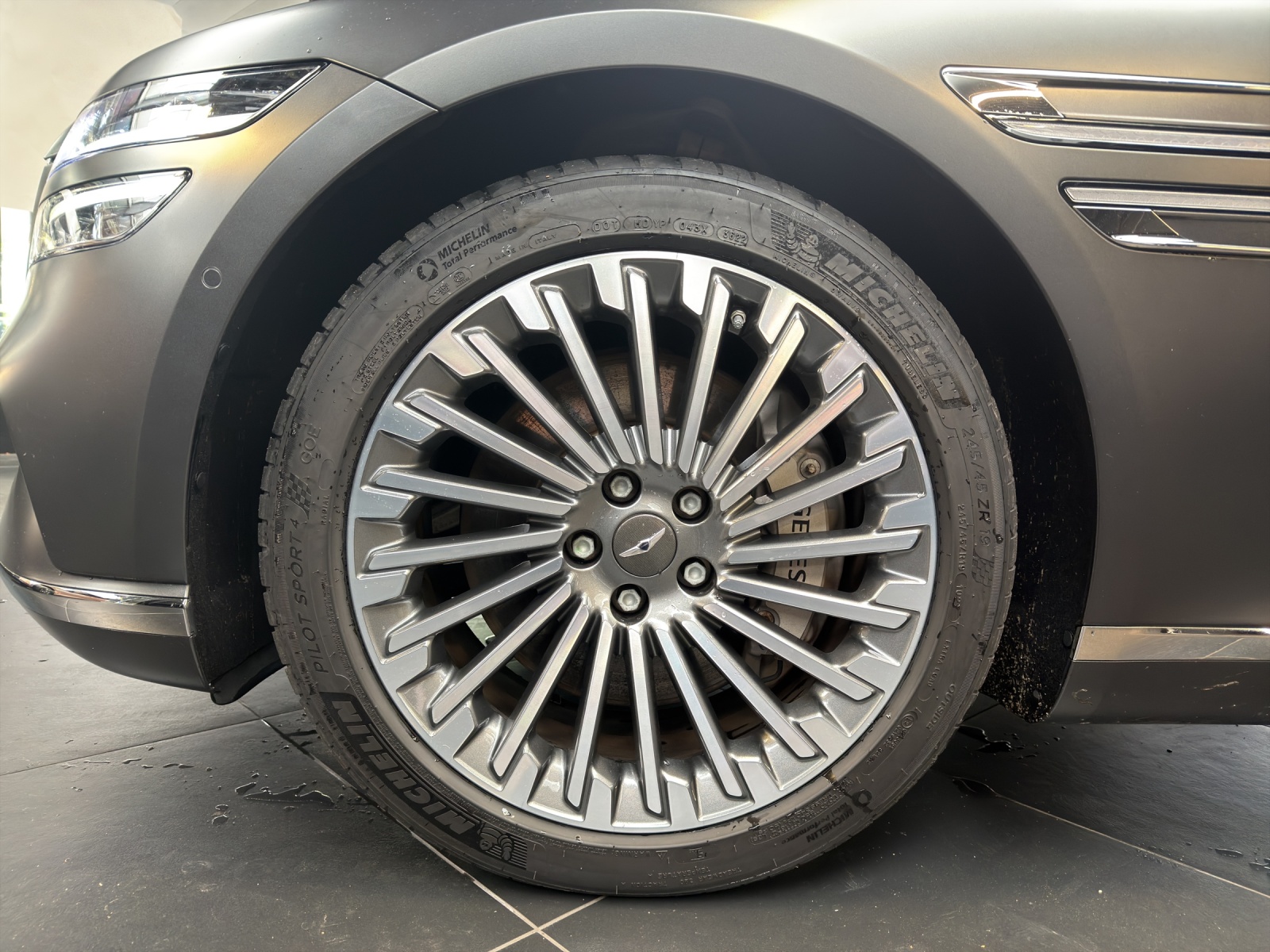 GENESIS G80 Electrificed Luxury 87,2kWh AWD-image-14