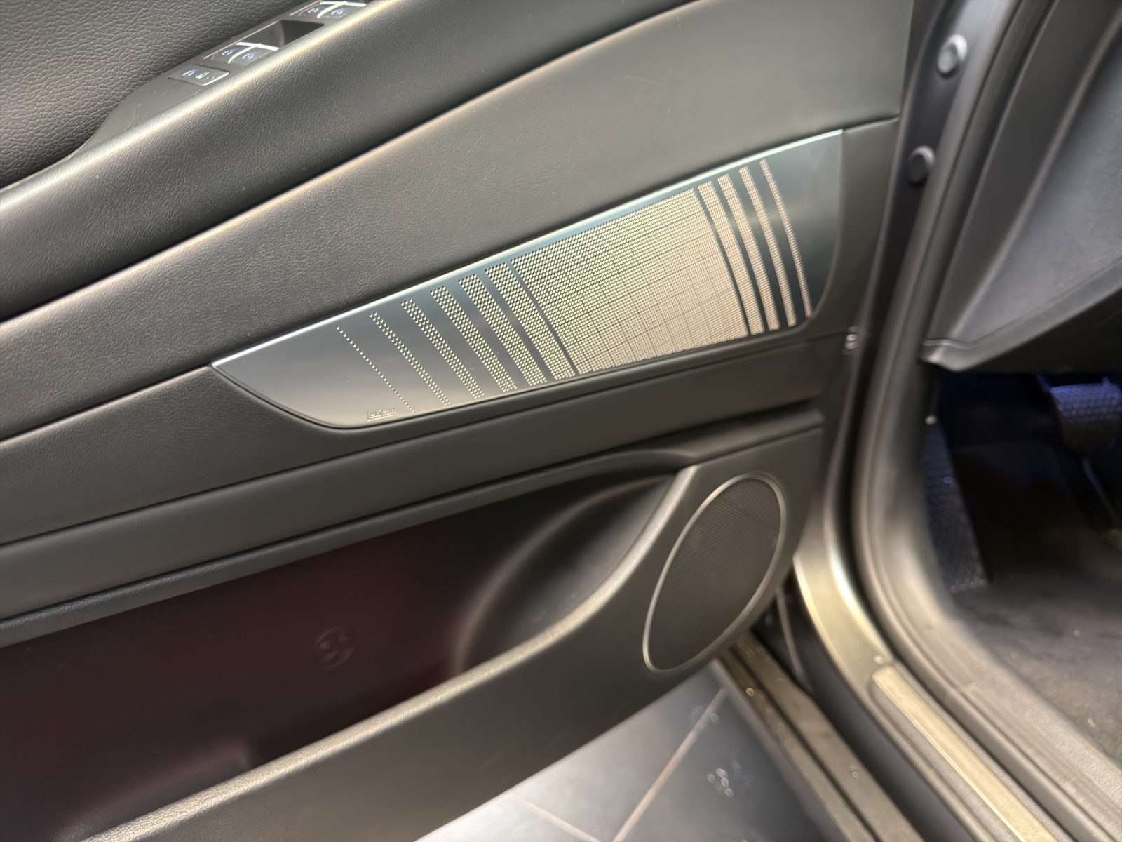 GENESIS G80 Electrificed Luxury 87,2kWh AWD-image-15