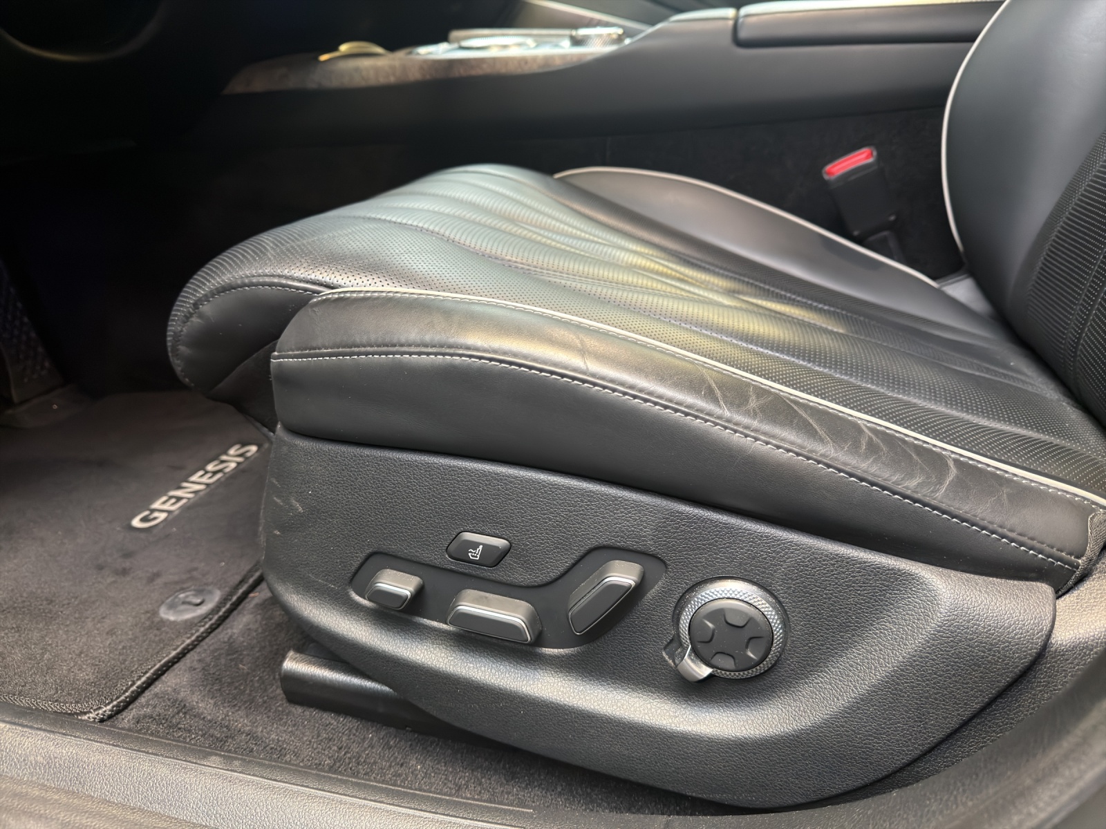 GENESIS G80 Electrificed Luxury 87,2kWh AWD-image-16