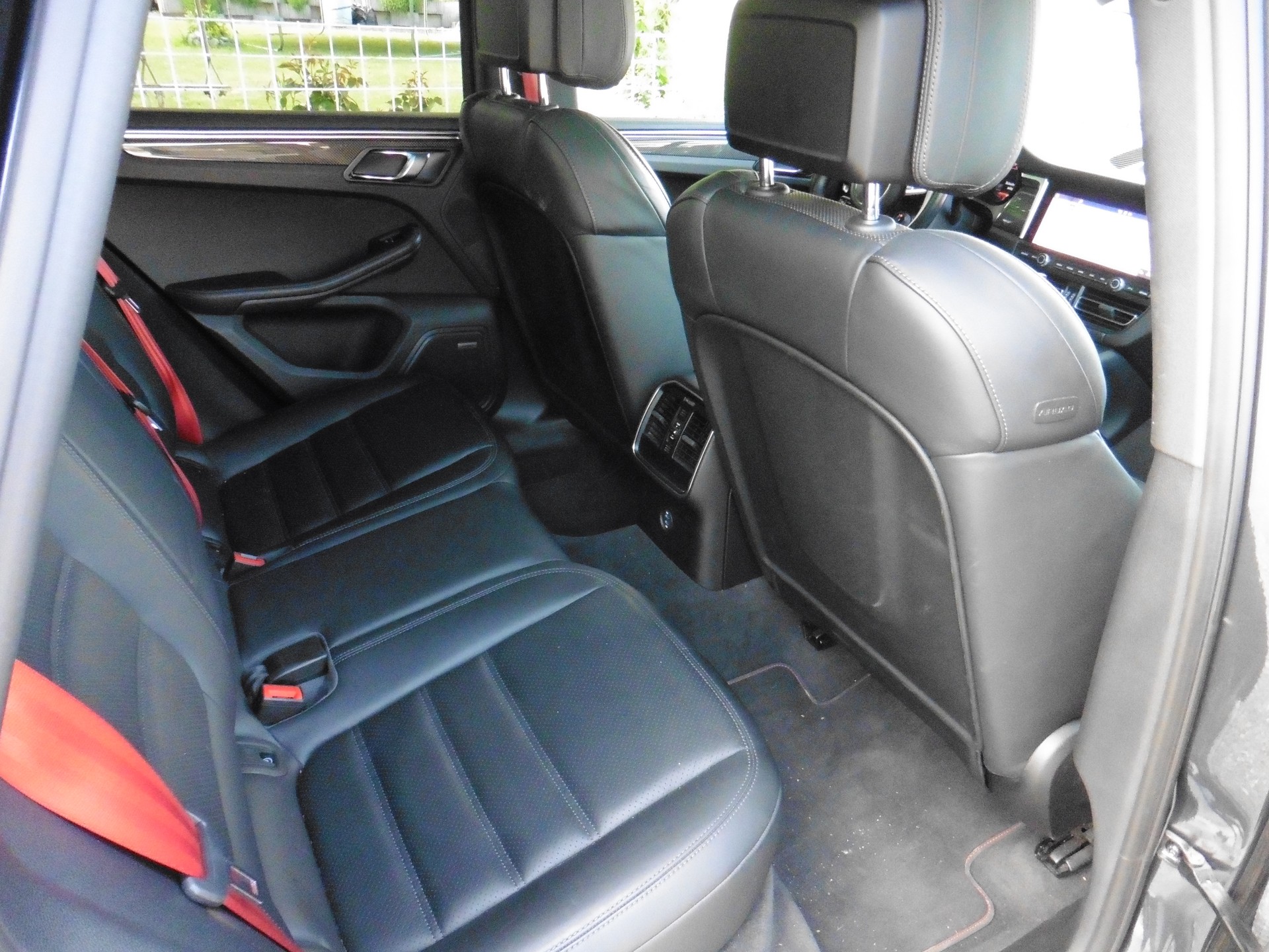 PORSCHE Macan S PDK-image-26