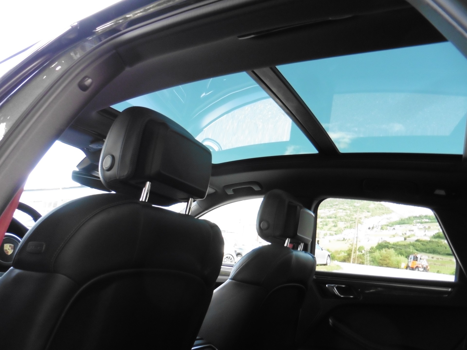 PORSCHE Macan S PDK-image-25