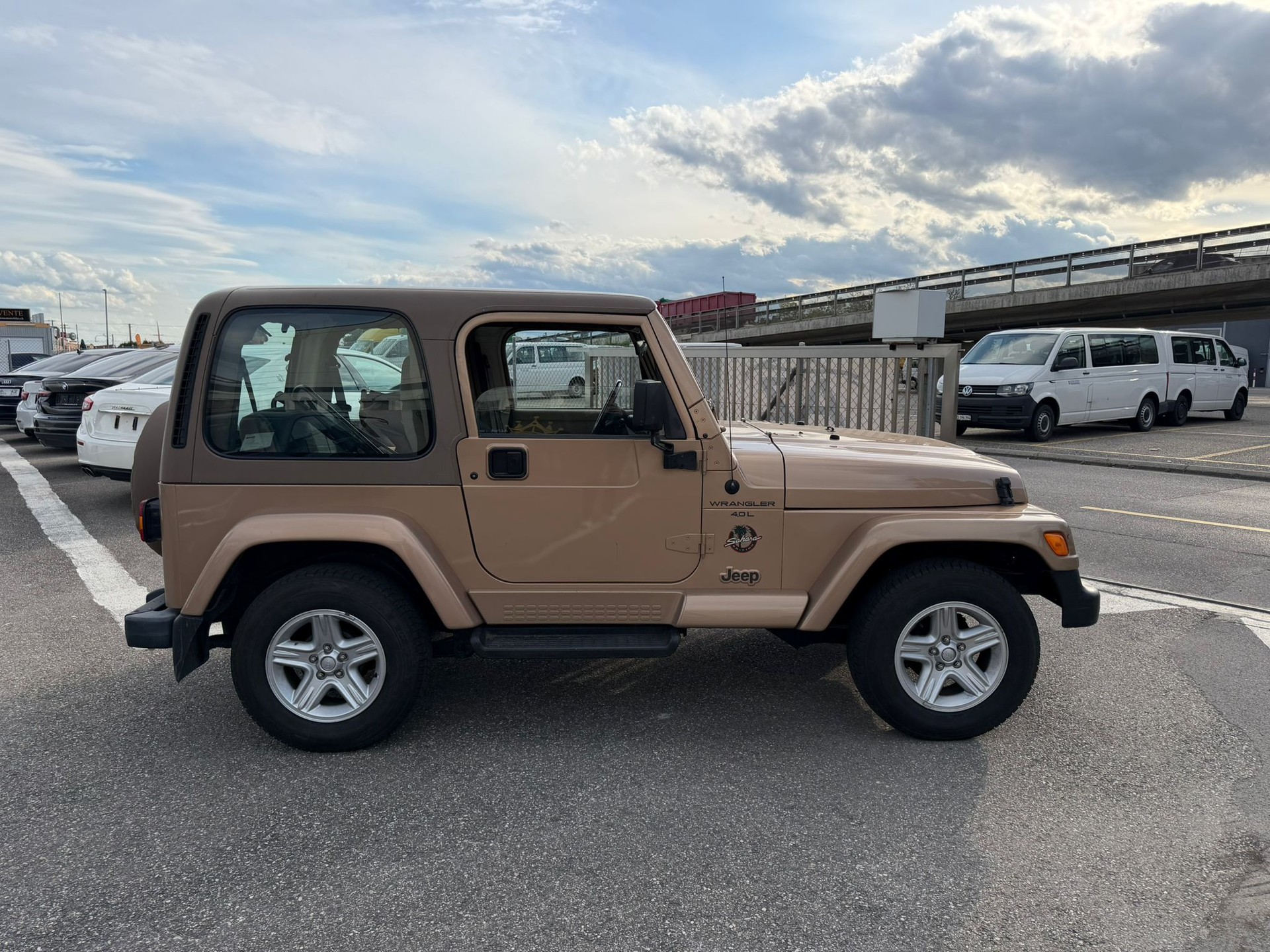JEEP Wrangler 4.0 Sahara Hardtop expertiser du jour-image-6