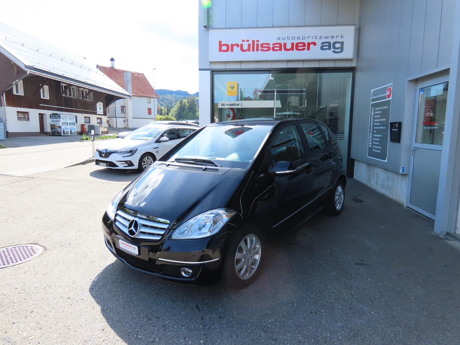 MERCEDES-BENZ A 180 Avantgarde