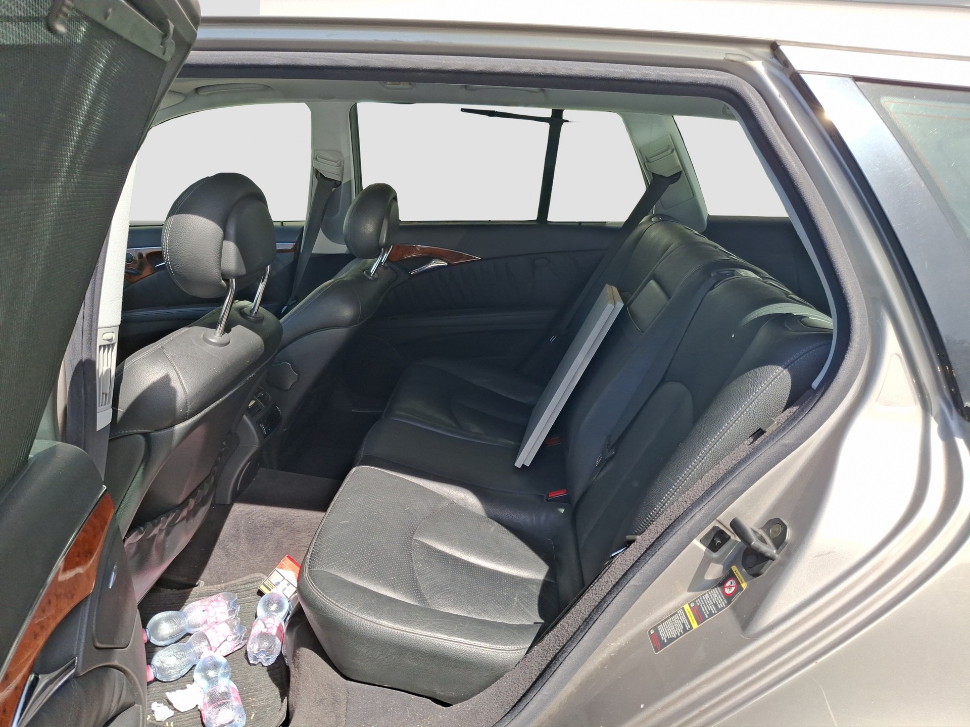 MERCEDES-BENZ E 320 Avantgarde 4Matic Automatic-image-6
