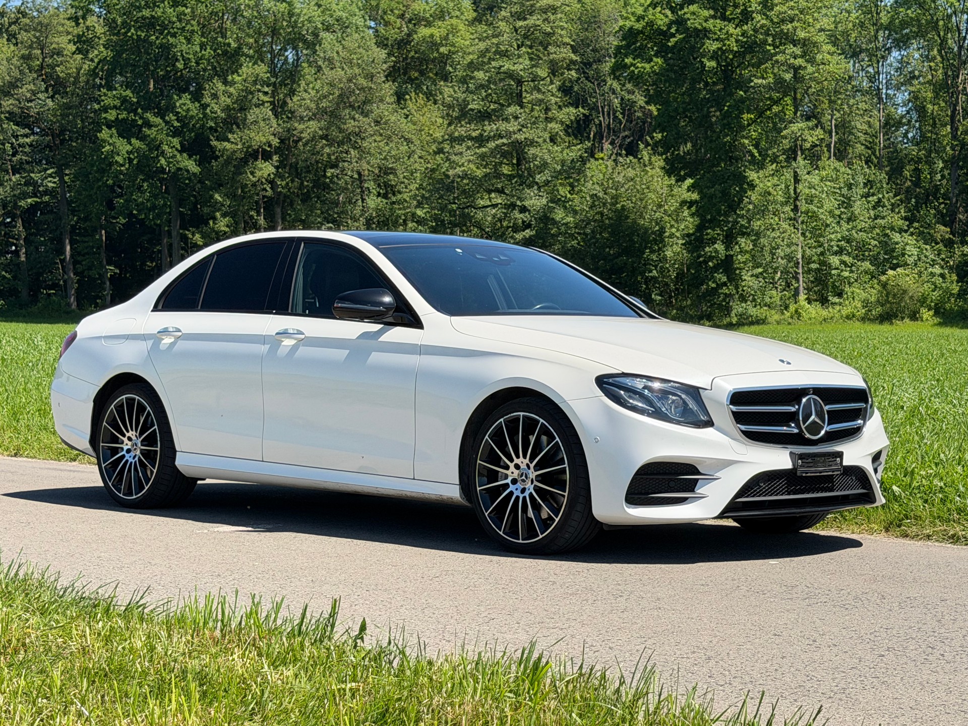 MERCEDES-BENZ E 400 AMG Line 4matic