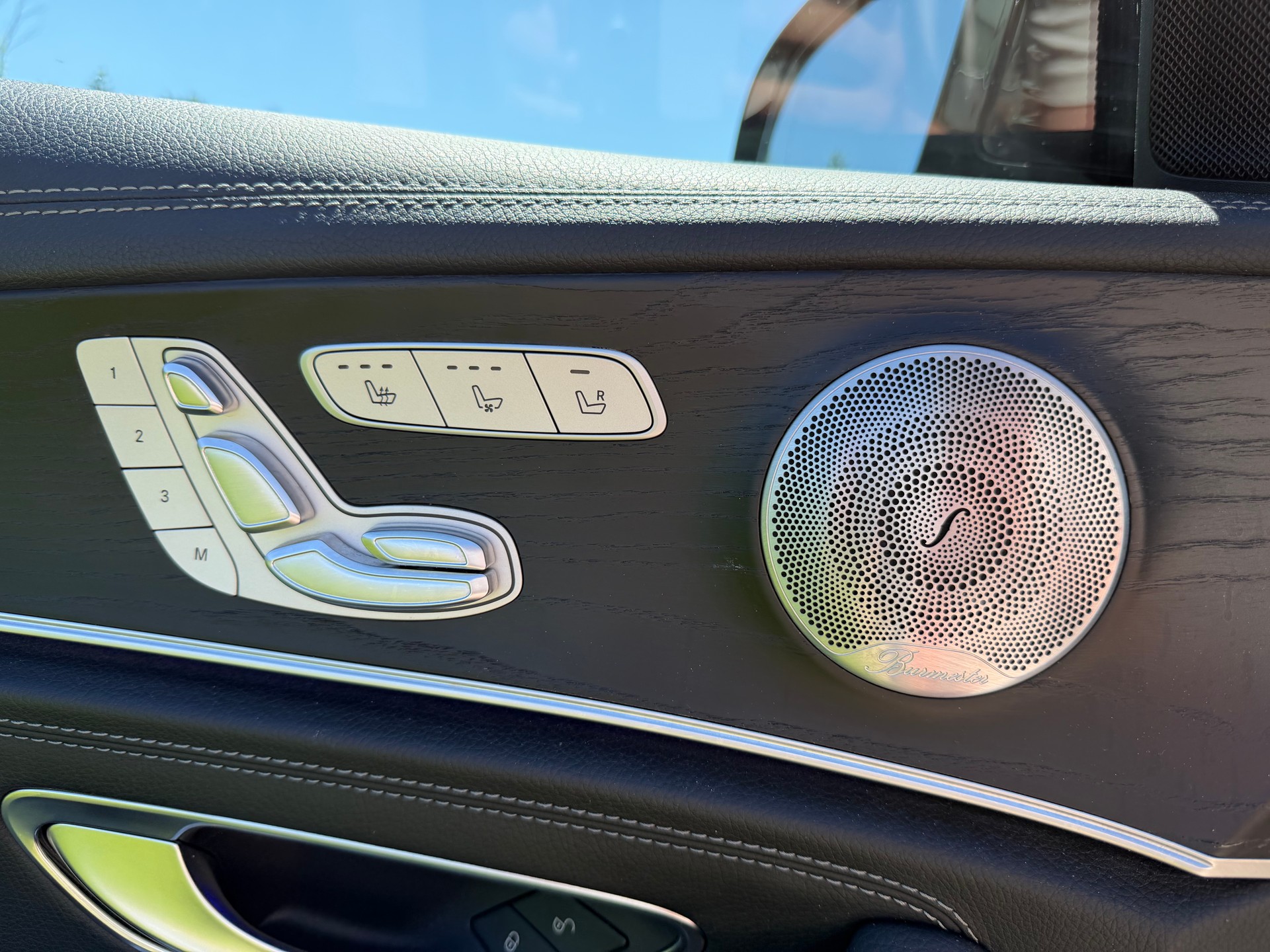 MERCEDES-BENZ E 400 AMG Line 4matic-image-8