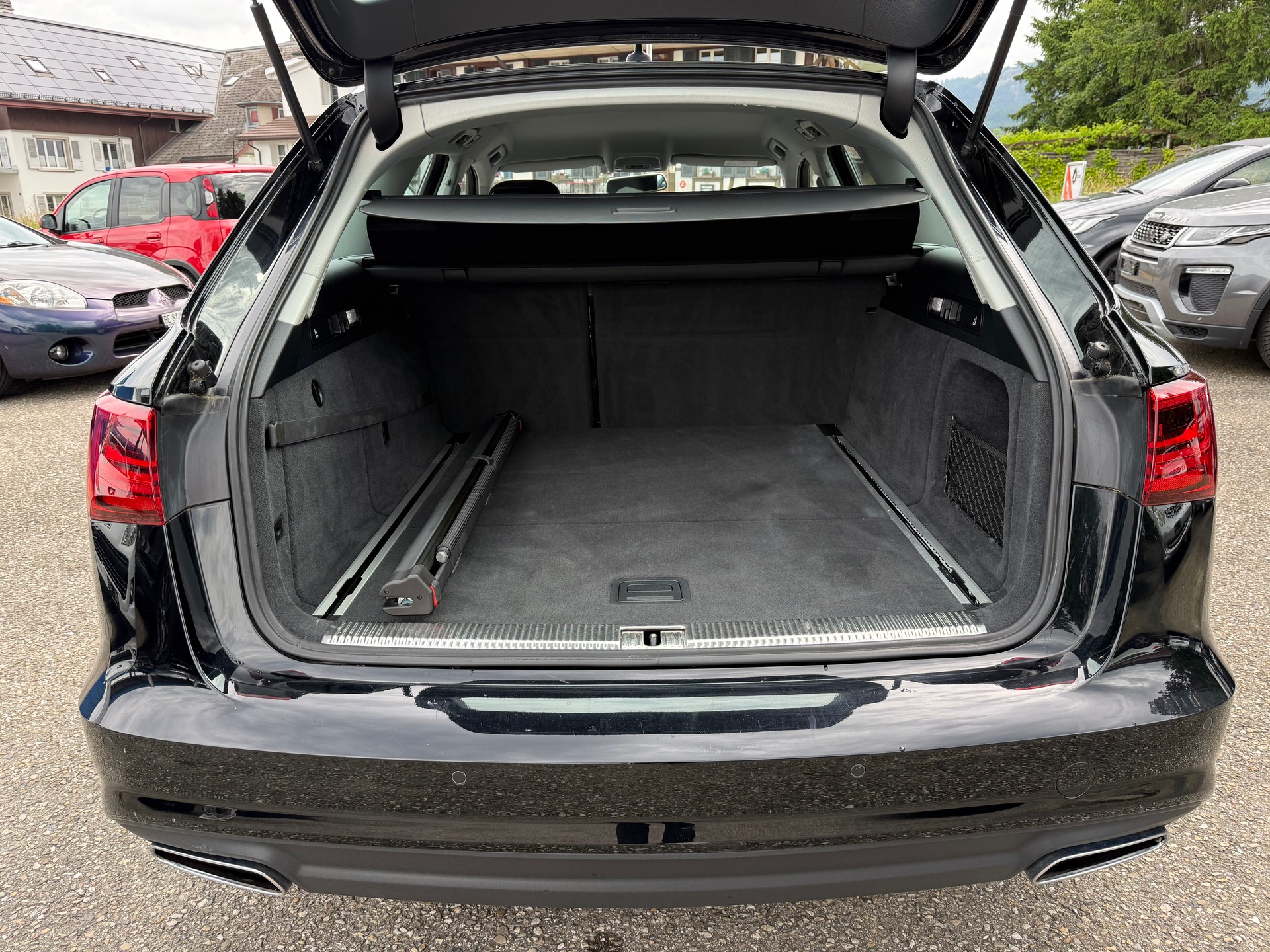 AUDI A6 Avant 2.0 TDI quattro S-tronic-image-13