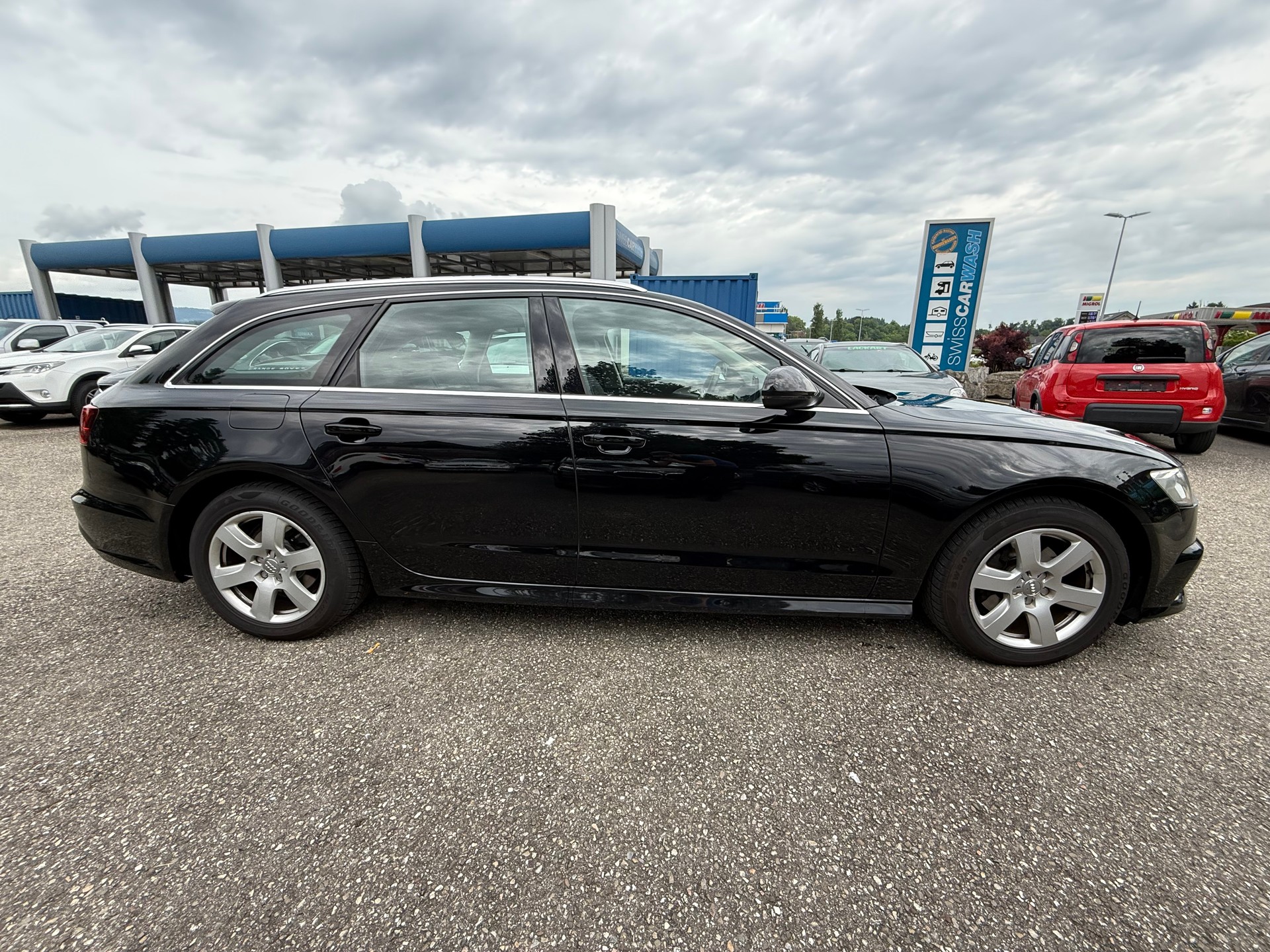 AUDI A6 Avant 2.0 TDI quattro S-tronic-image-3