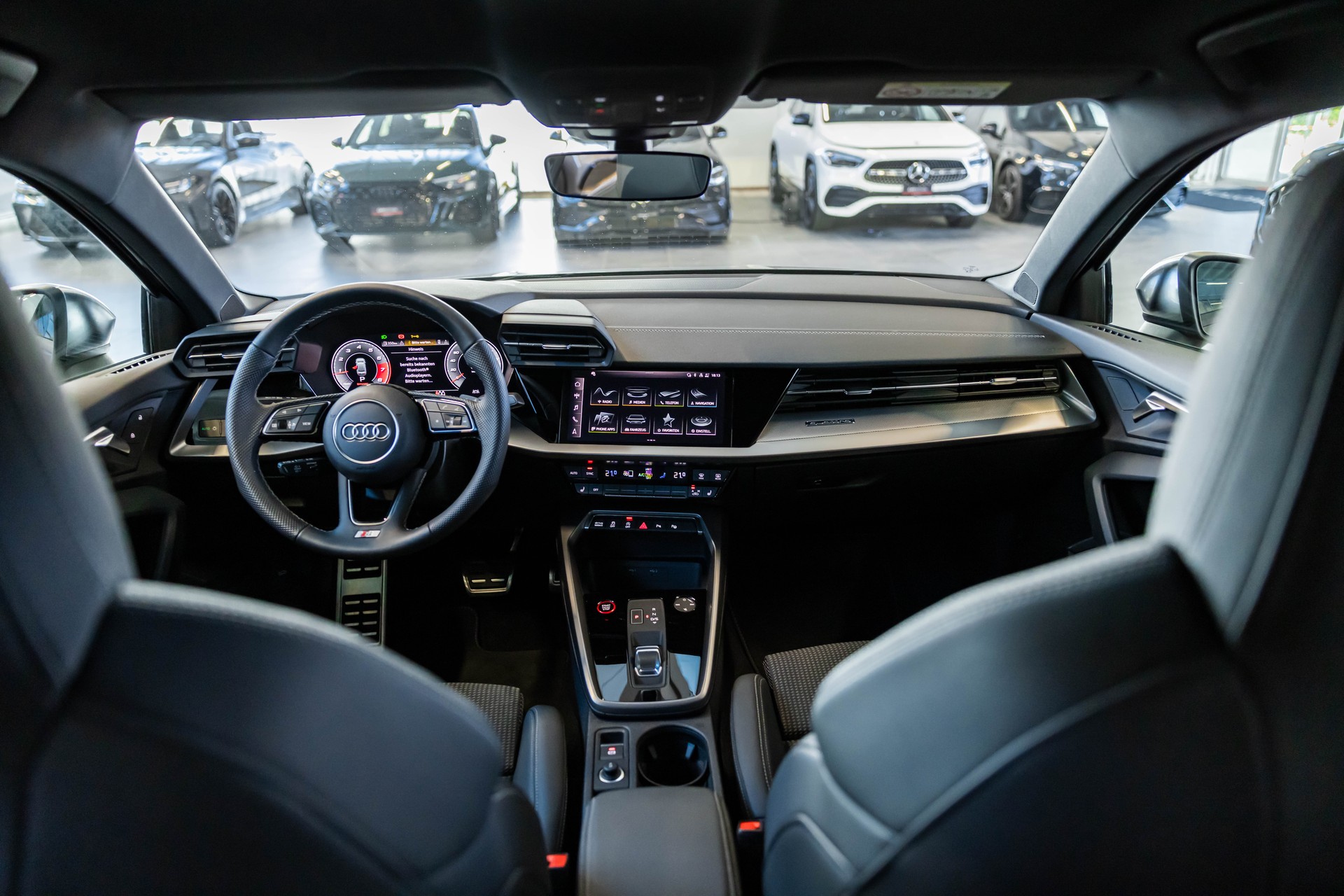 AUDI S3 Limousine 2.0 TFSI quattro S-Tronic / Virtual Cockpit / Led Scheinwerfer-image-19