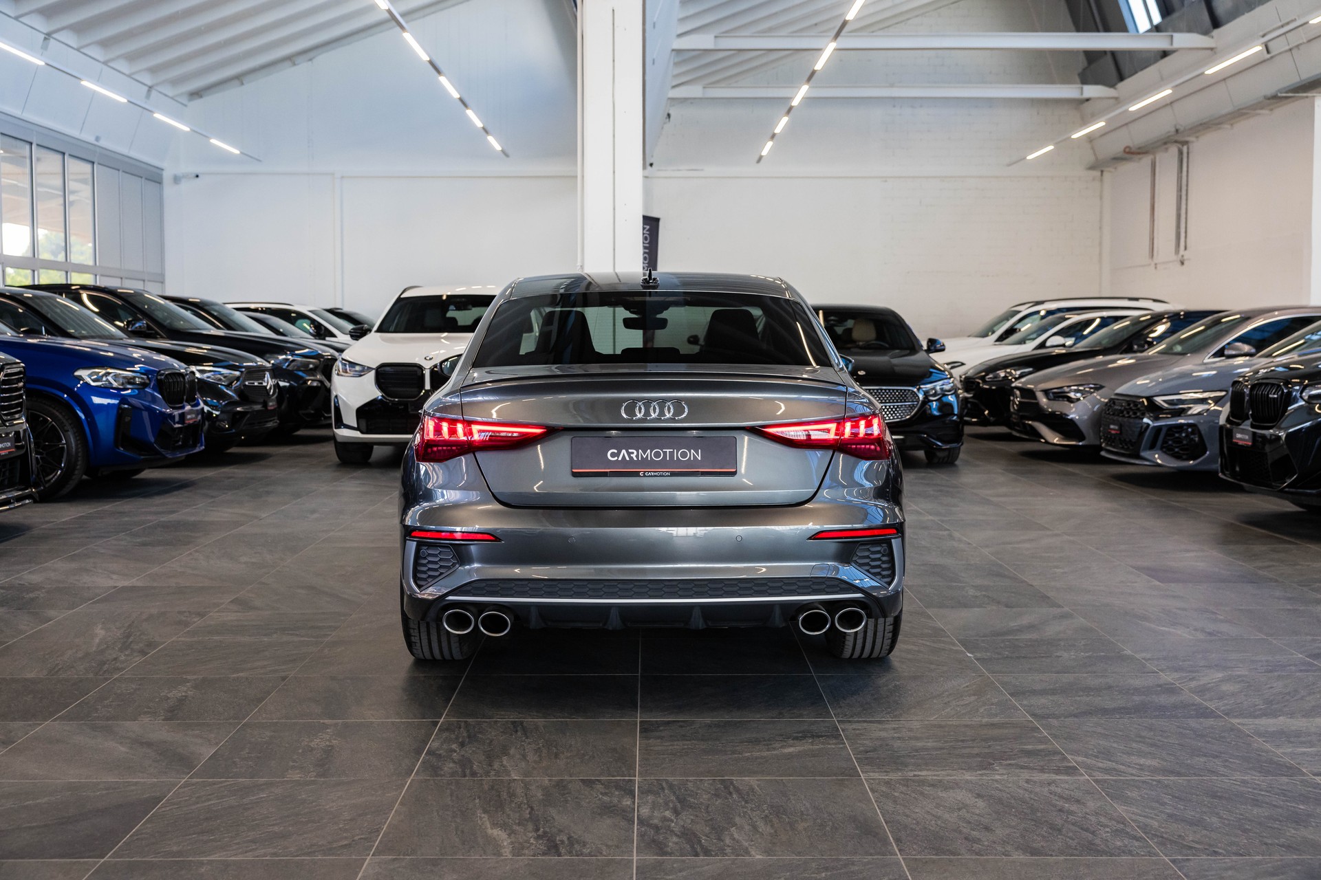 AUDI S3 Limousine 2.0 TFSI quattro S-Tronic / Virtual Cockpit / Led Scheinwerfer-image-4