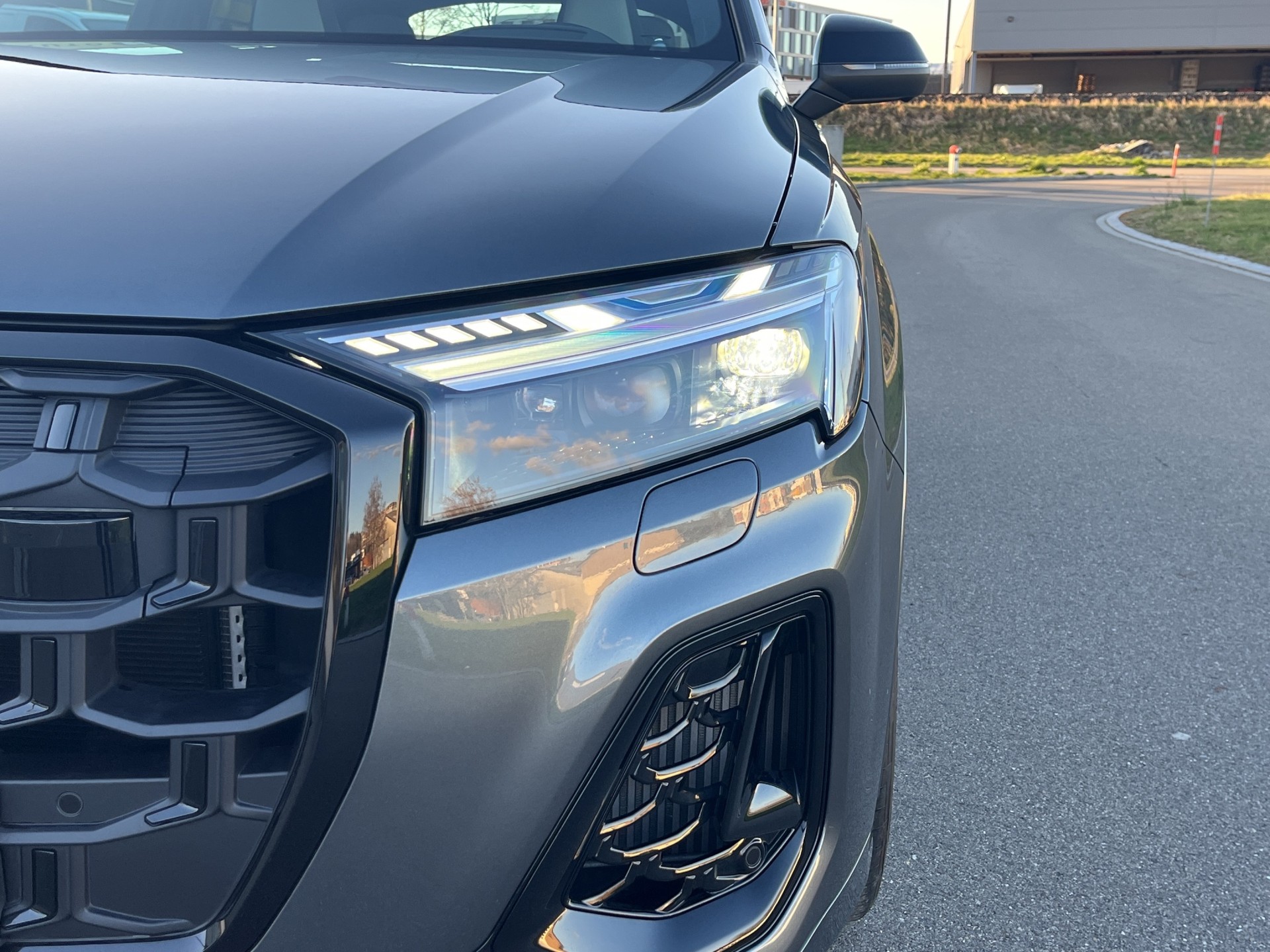 AUDI SQ7 TFSI quattro tiptronic*Unikat-Audi-Exclusive*, Keramik-Bremsen, 7-Plätzer, (5-Jahre Garantie)-image-18