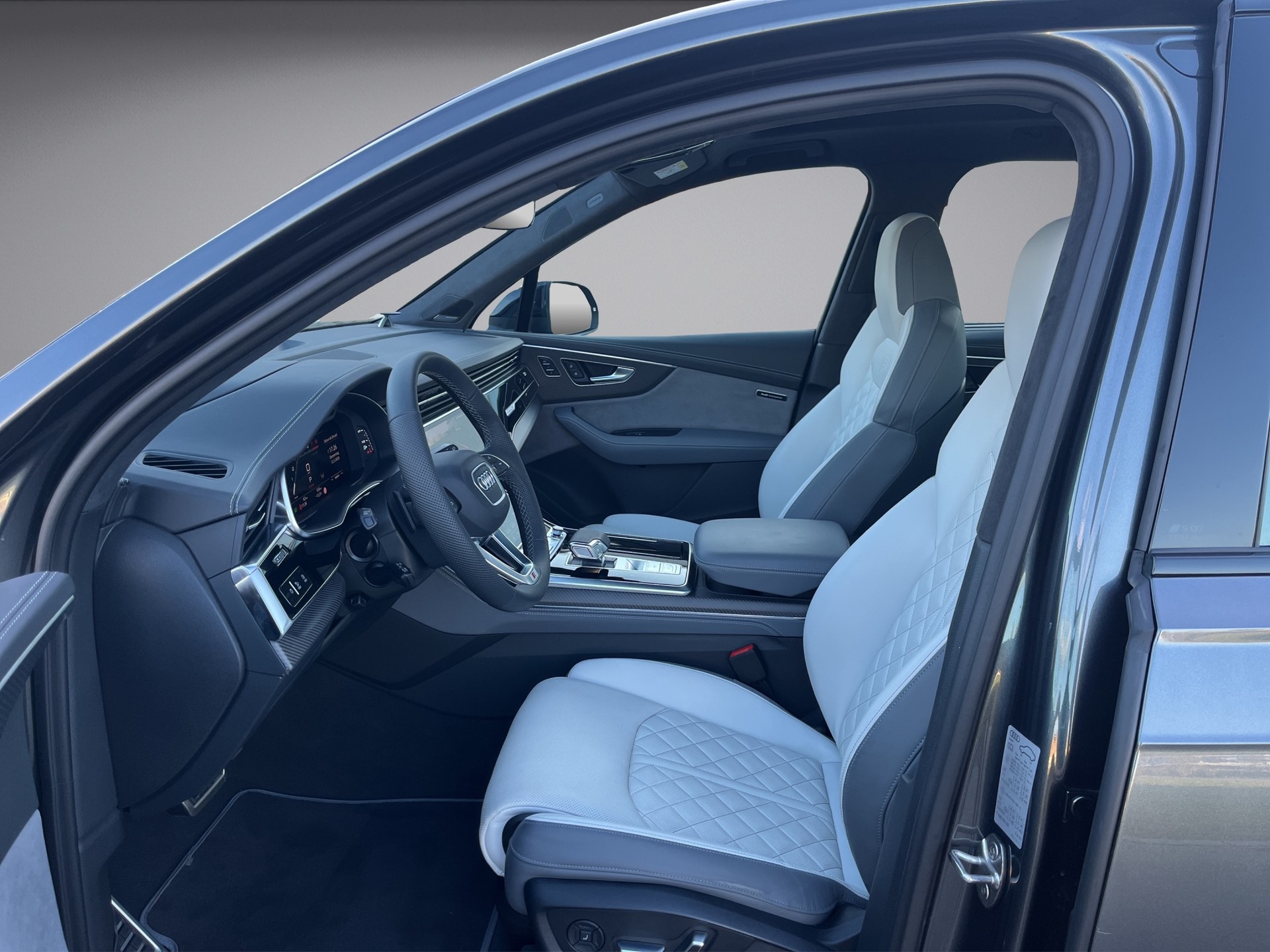 AUDI SQ7 TFSI quattro tiptronic*Unikat-Audi-Exclusive*, Keramik-Bremsen, 7-Plätzer, (5-Jahre Garantie)-image-5