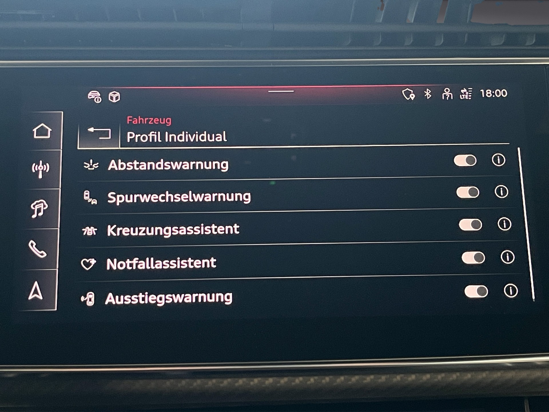 AUDI SQ7 TFSI quattro tiptronic*Unikat-Audi-Exclusive*, Keramik-Bremsen, 7-Plätzer, (5-Jahre Garantie)-image-25