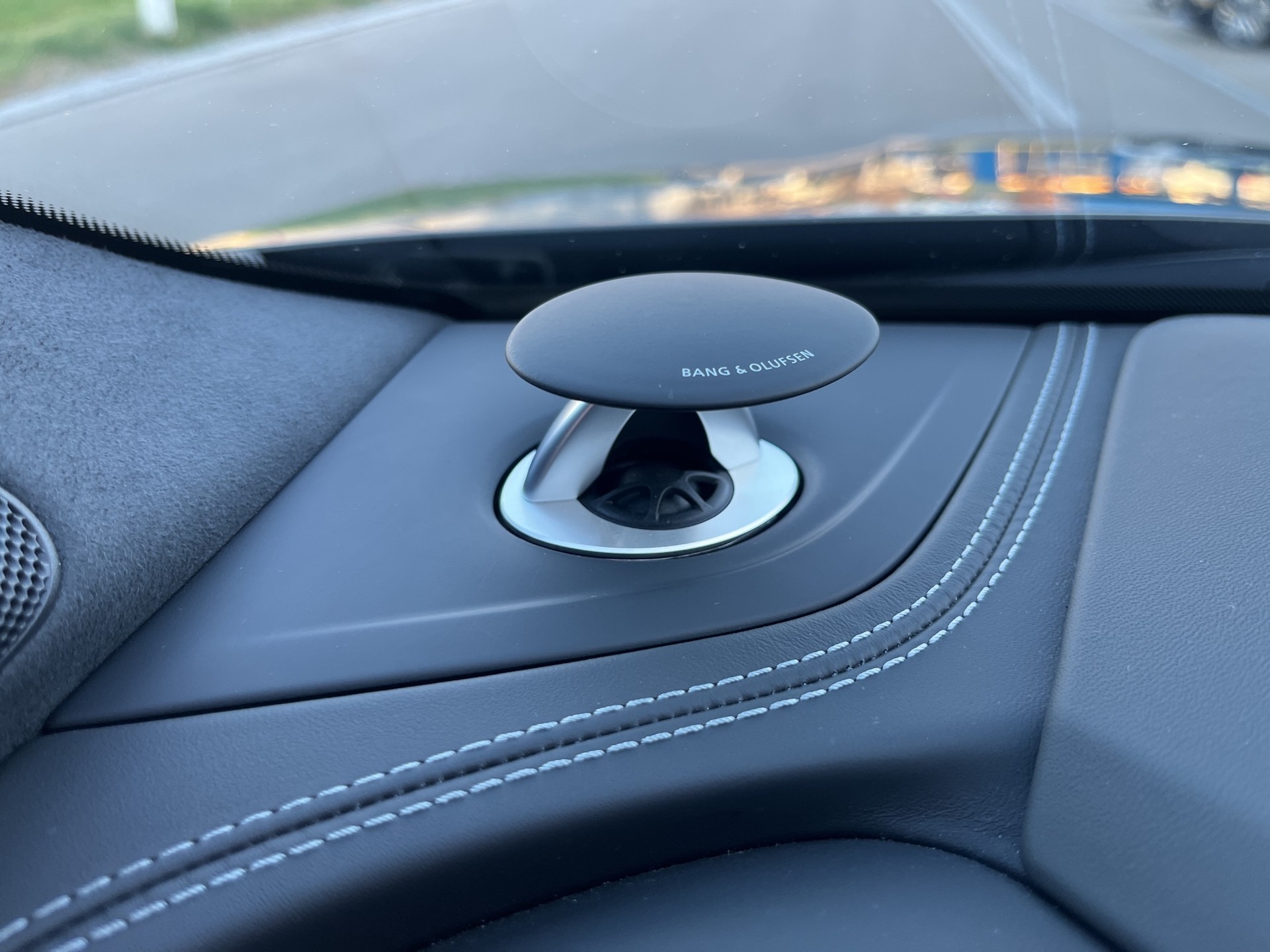 AUDI SQ7 TFSI quattro tiptronic*Unikat-Audi-Exclusive*, Keramik-Bremsen, 7-Plätzer, (5-Jahre Garantie)-image-15
