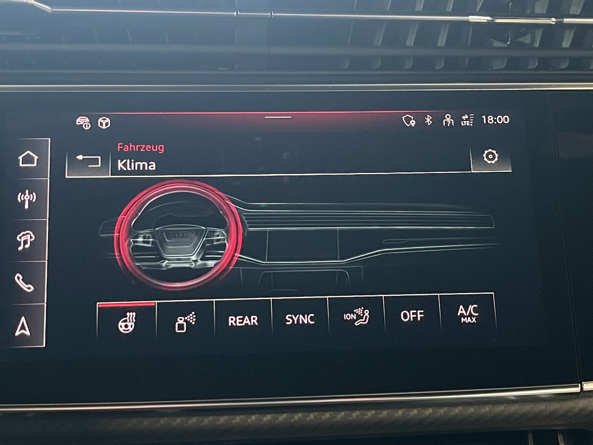 AUDI SQ7 TFSI quattro tiptronic*Unikat-Audi-Exclusive*, Keramik-Bremsen, 7-Plätzer, (5-Jahre Garantie)-image-24