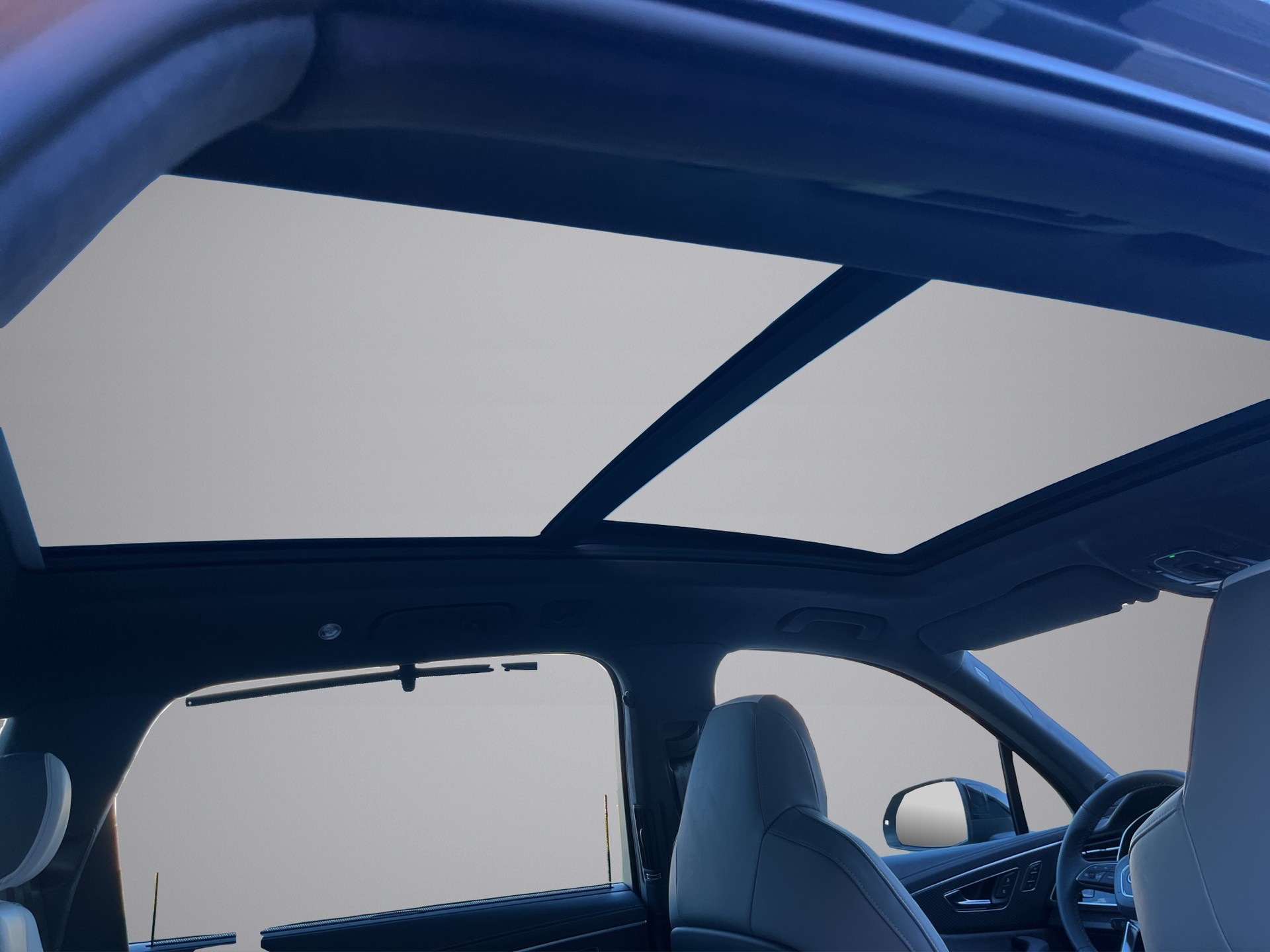 AUDI SQ7 TFSI quattro tiptronic*Unikat-Audi-Exclusive*, Keramik-Bremsen, 7-Plätzer, (5-Jahre Garantie)-image-12