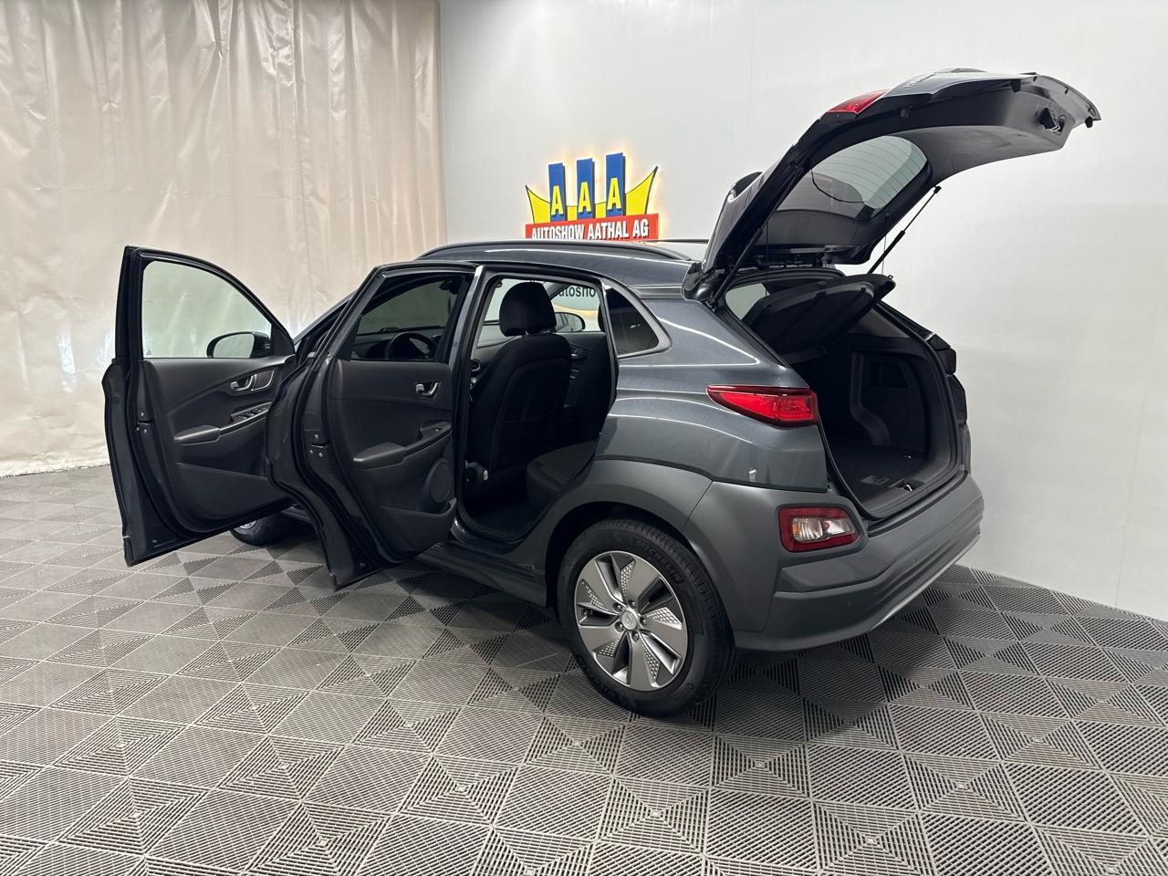 HYUNDAI Kona EV X Prime Plus NAV ACC DAB RFK PDC-image-11