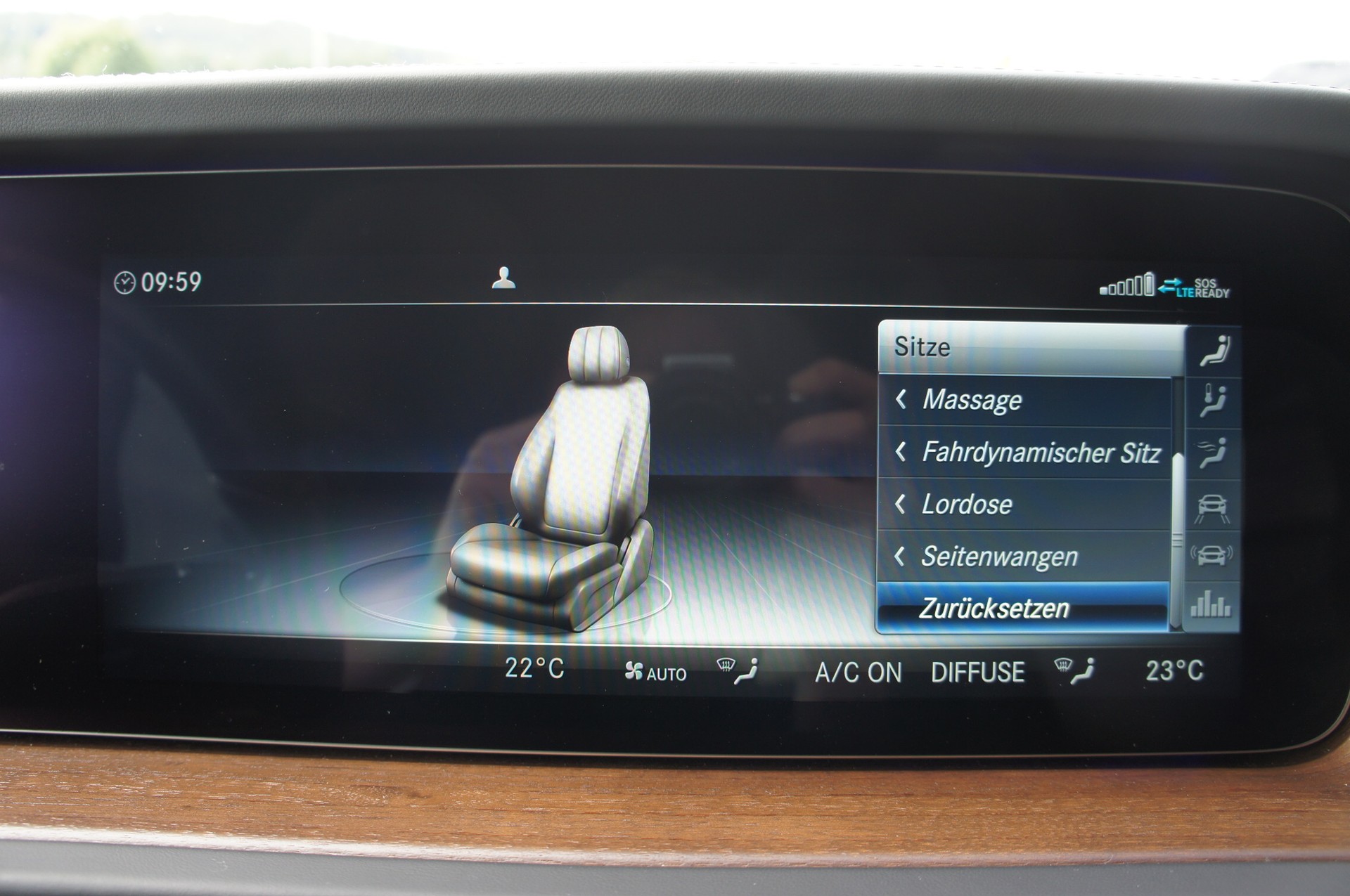 MERCEDES-BENZ G 500 AMG Line 9G-Tronic-image-23