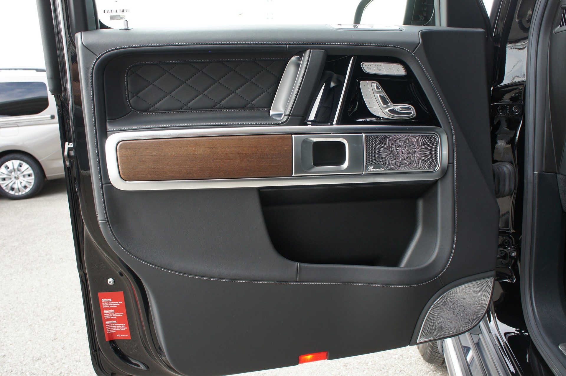 MERCEDES-BENZ G 500 AMG Line 9G-Tronic-image-13