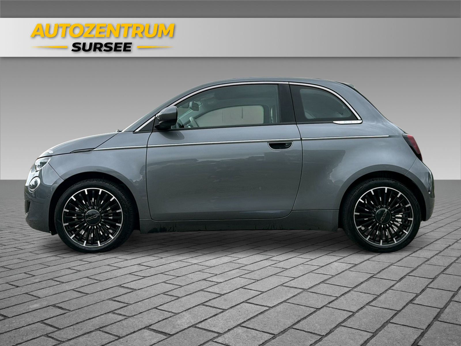 FIAT 500 Cabrio La Prima Limited Edition-showroom-element-2