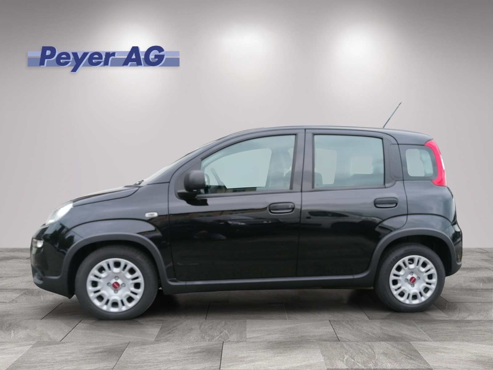 FIAT Panda 1.0 Hybrid Cult-image-2