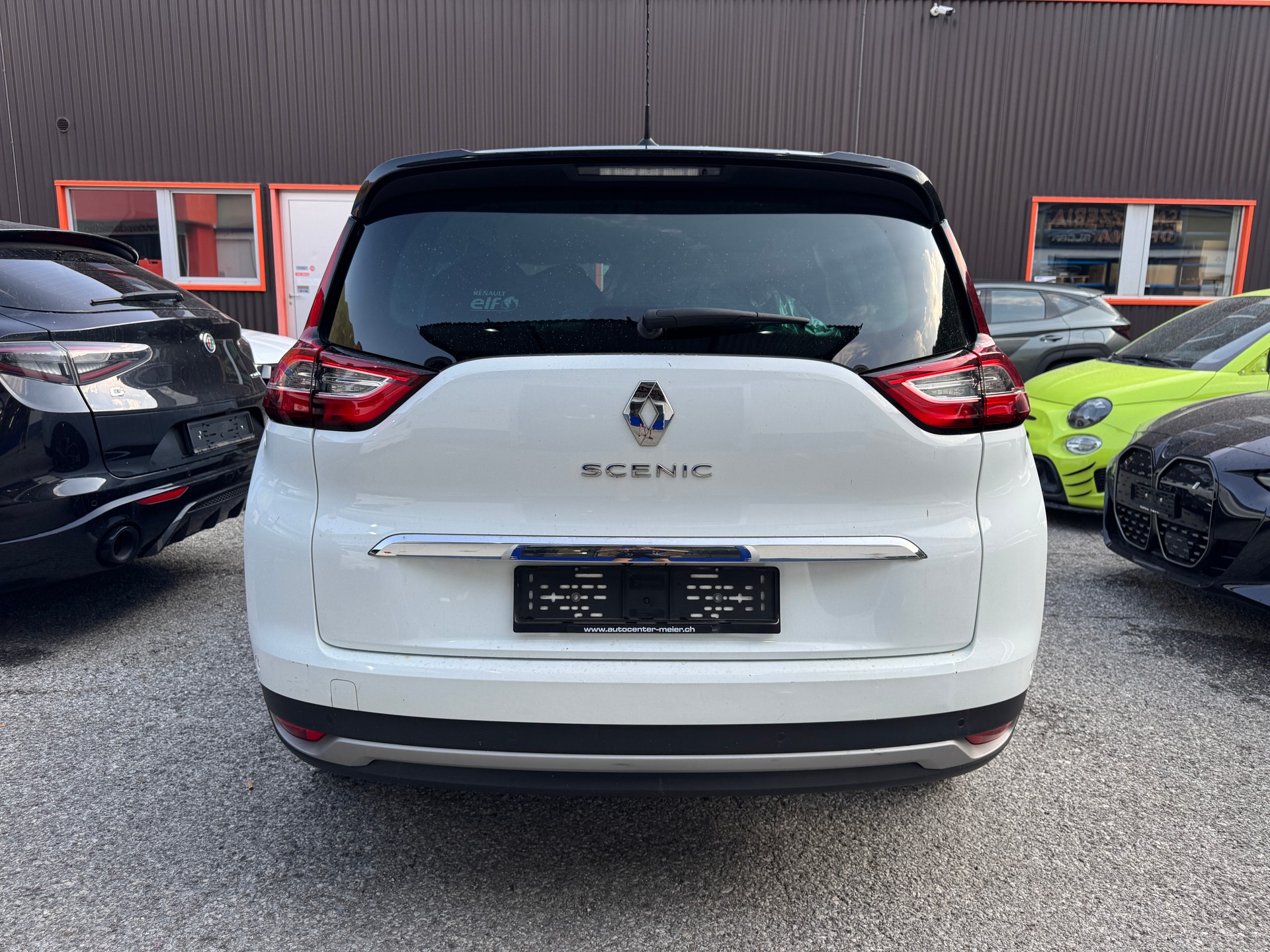 RENAULT Grand Scénic 1.6 dCi Bose EDC-image-3