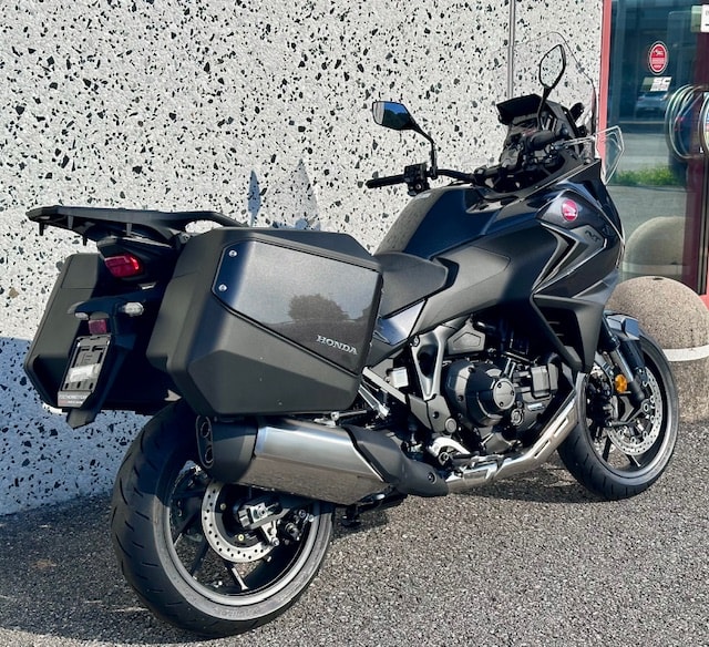 HONDA NT 1100 DCT-image-2