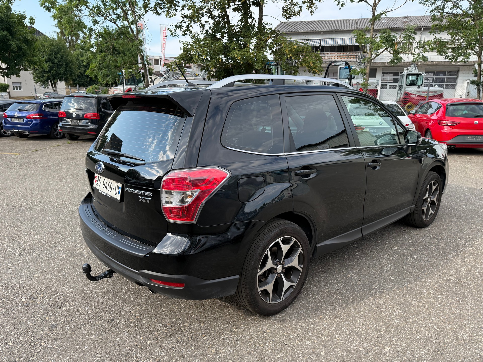 SUBARU Forester 2.0XT Luxury Lineartronic-showroom-element-3