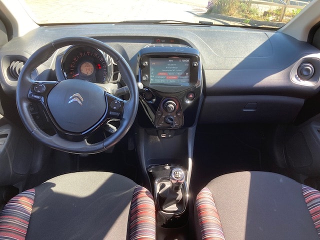 CITROEN C1 1.0 VTi Swiss Edition Stop&Start-image-9