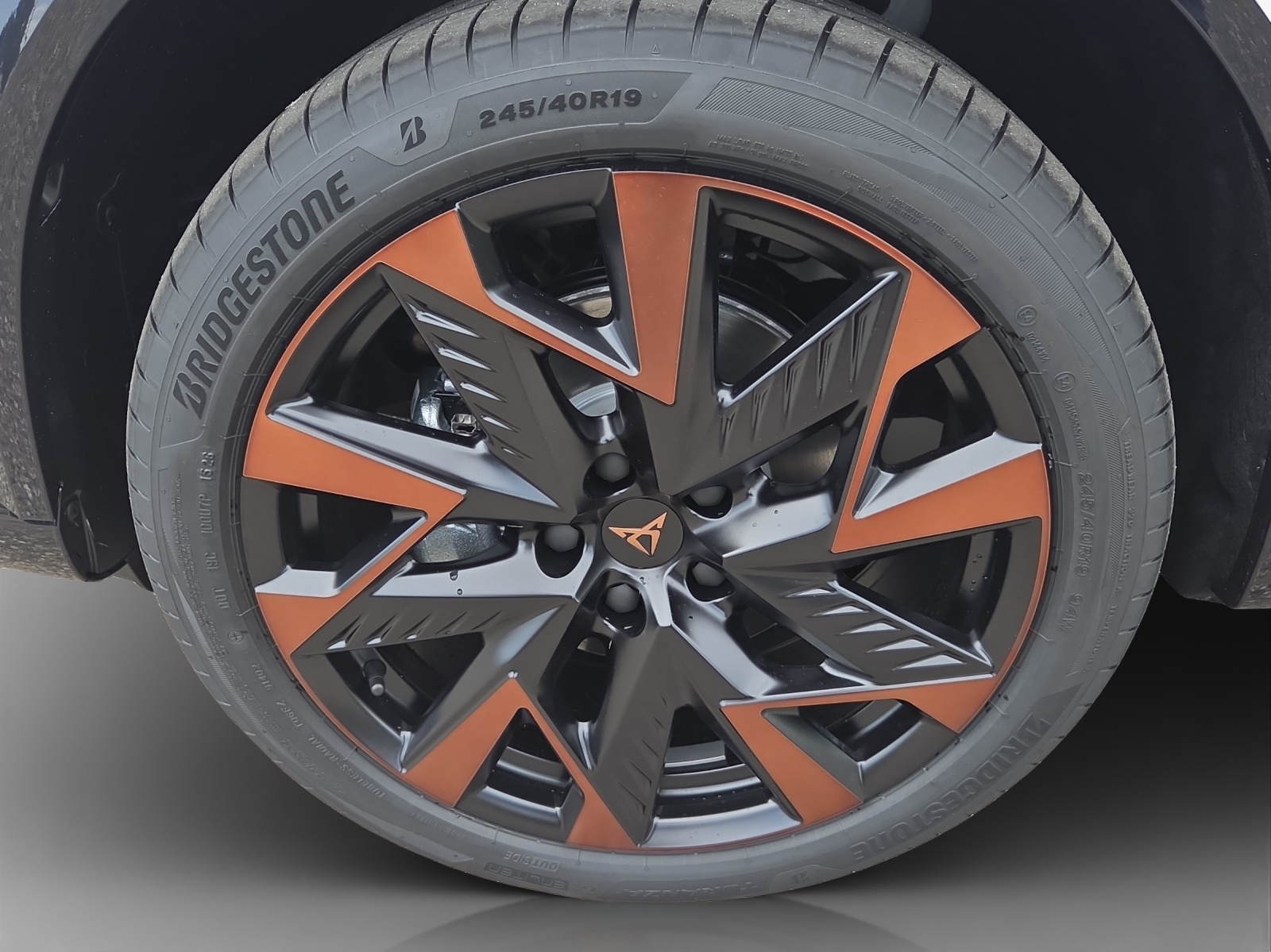 CUPRA Formentor 1.5 TSI DSG-image-13